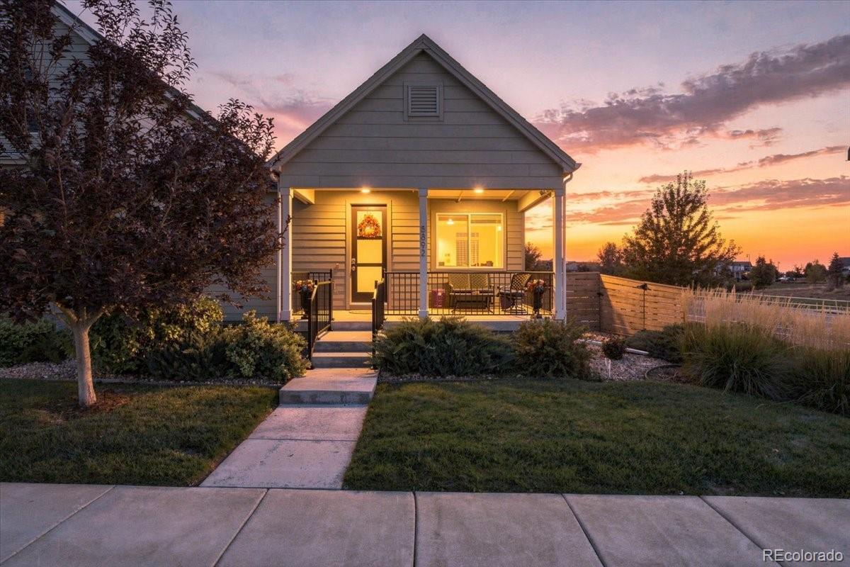 5892 Rendezvous Parkway — photo