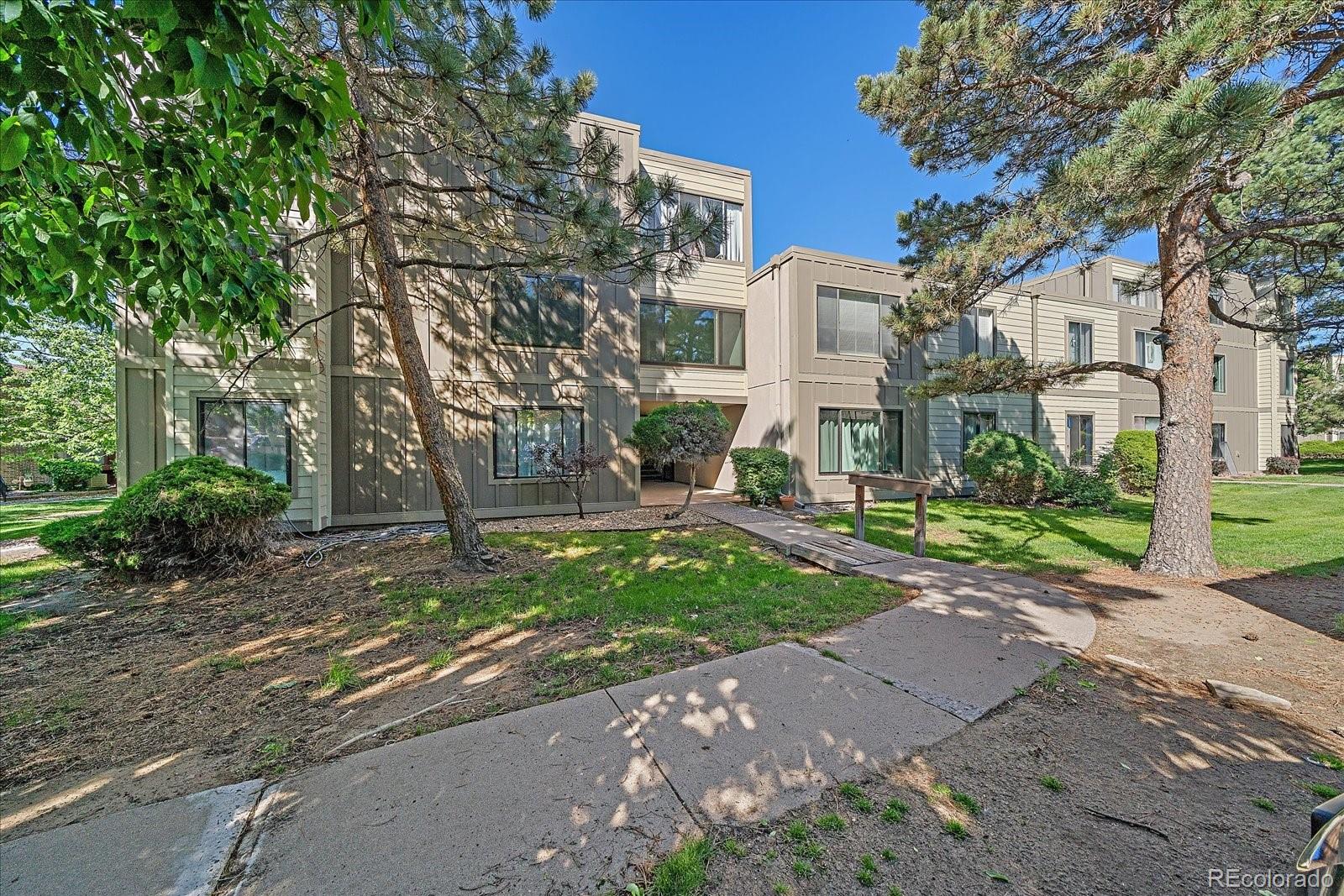 2525 S Dayton Way 2310 — photo