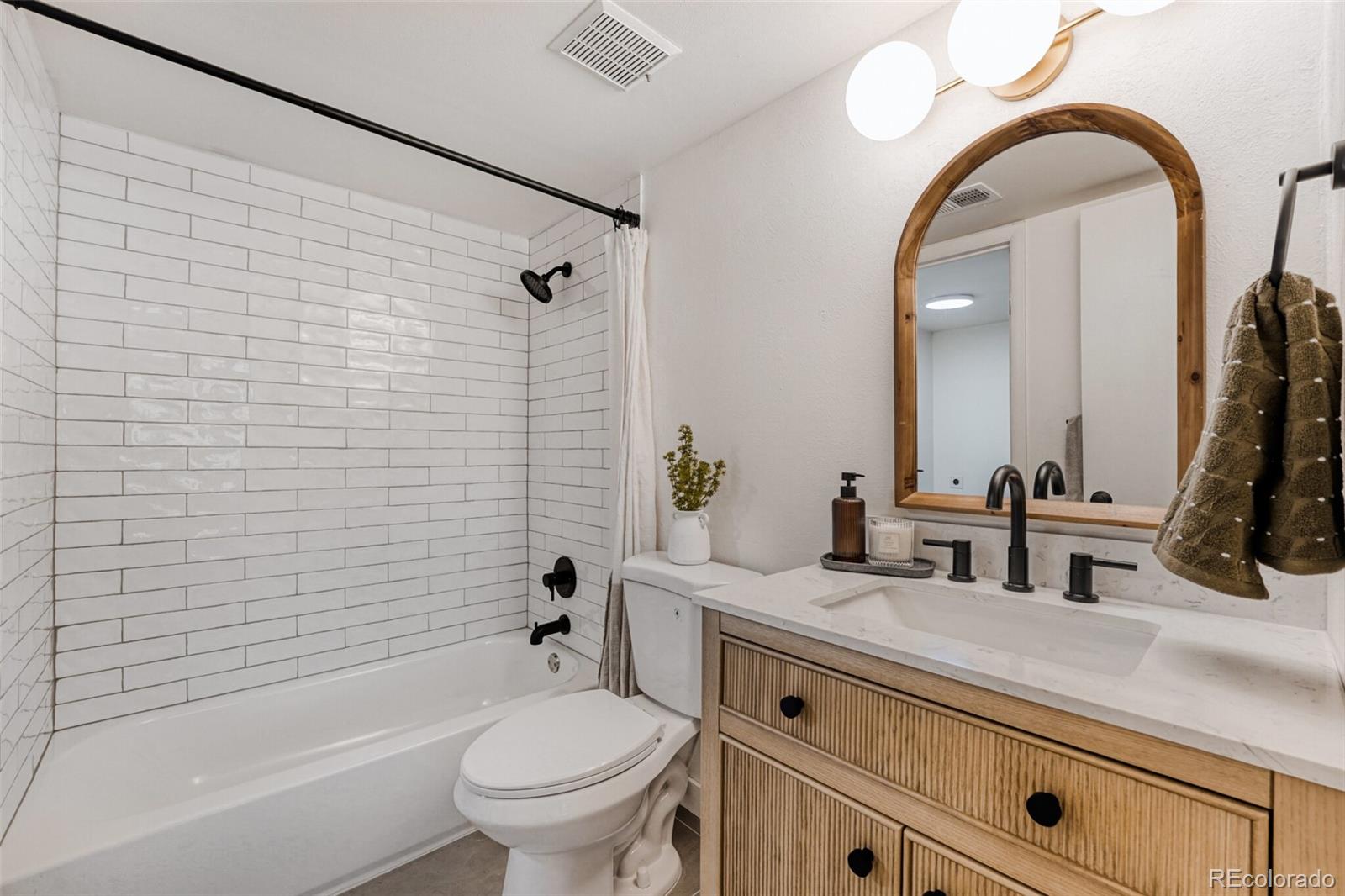 3023 S Ursula Circle 302 — photo