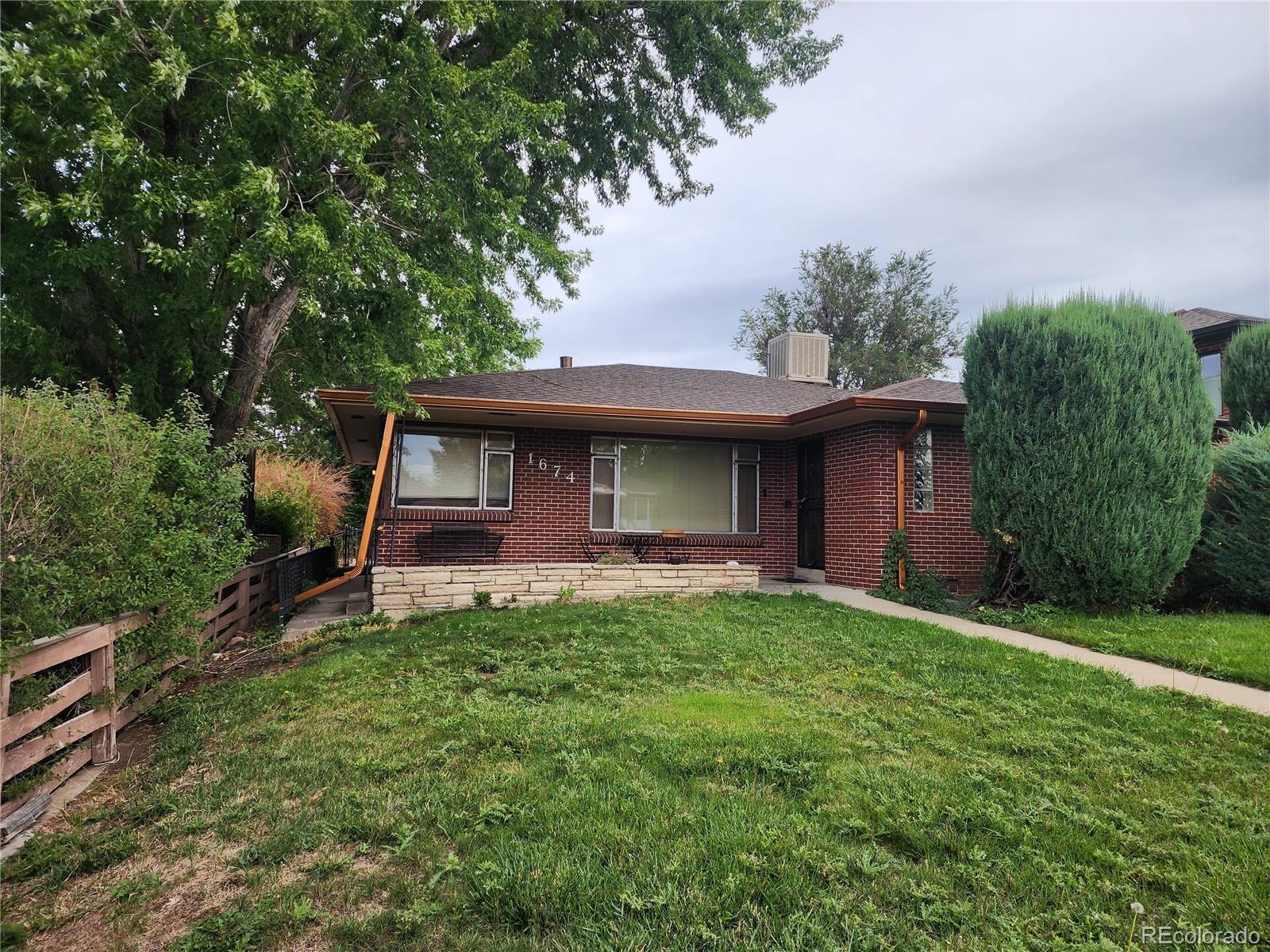 1674 Xavier Street — photo