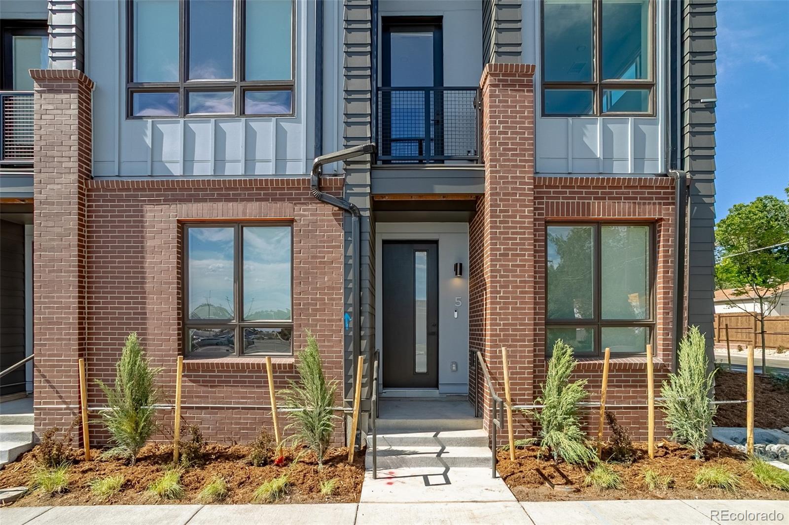 4101 E Wesley Avenue Unit 5 — photo