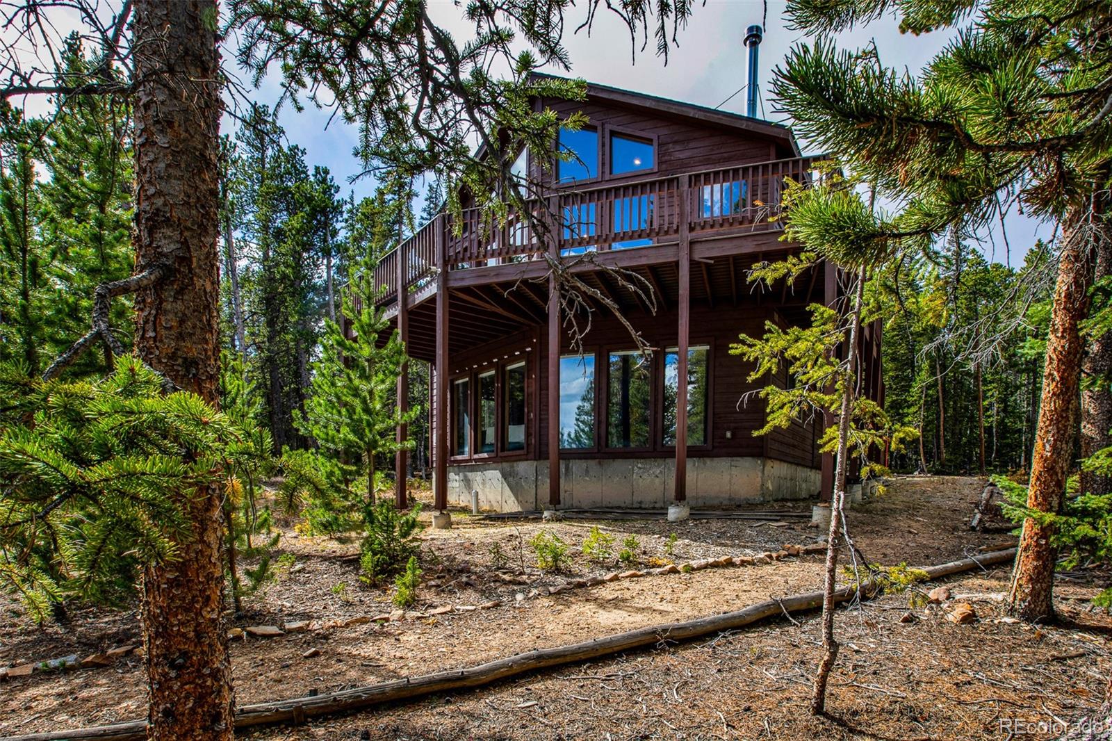 1647 Bobcat Lane — photo