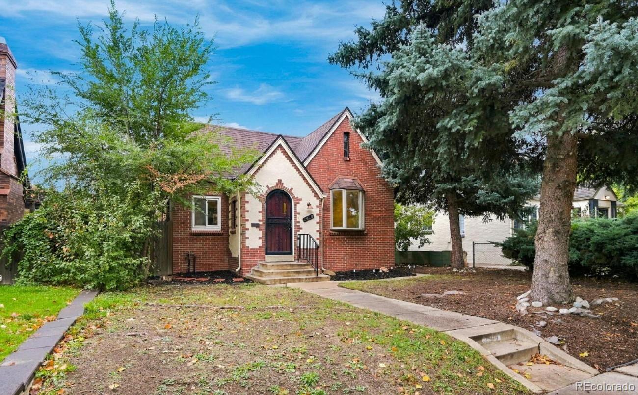 1410 Glencoe Street — photo