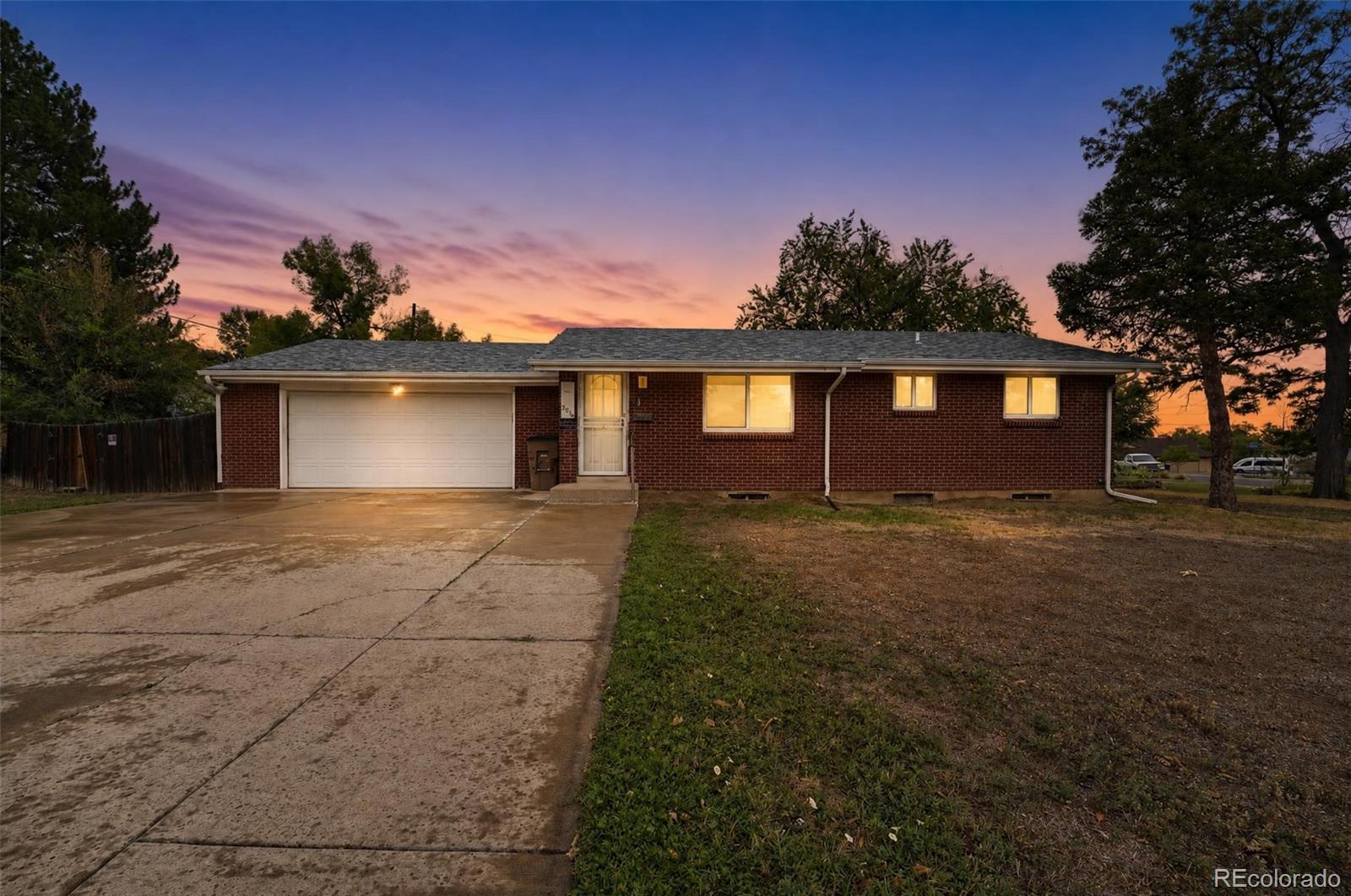 6738 Pierce Way — photo
