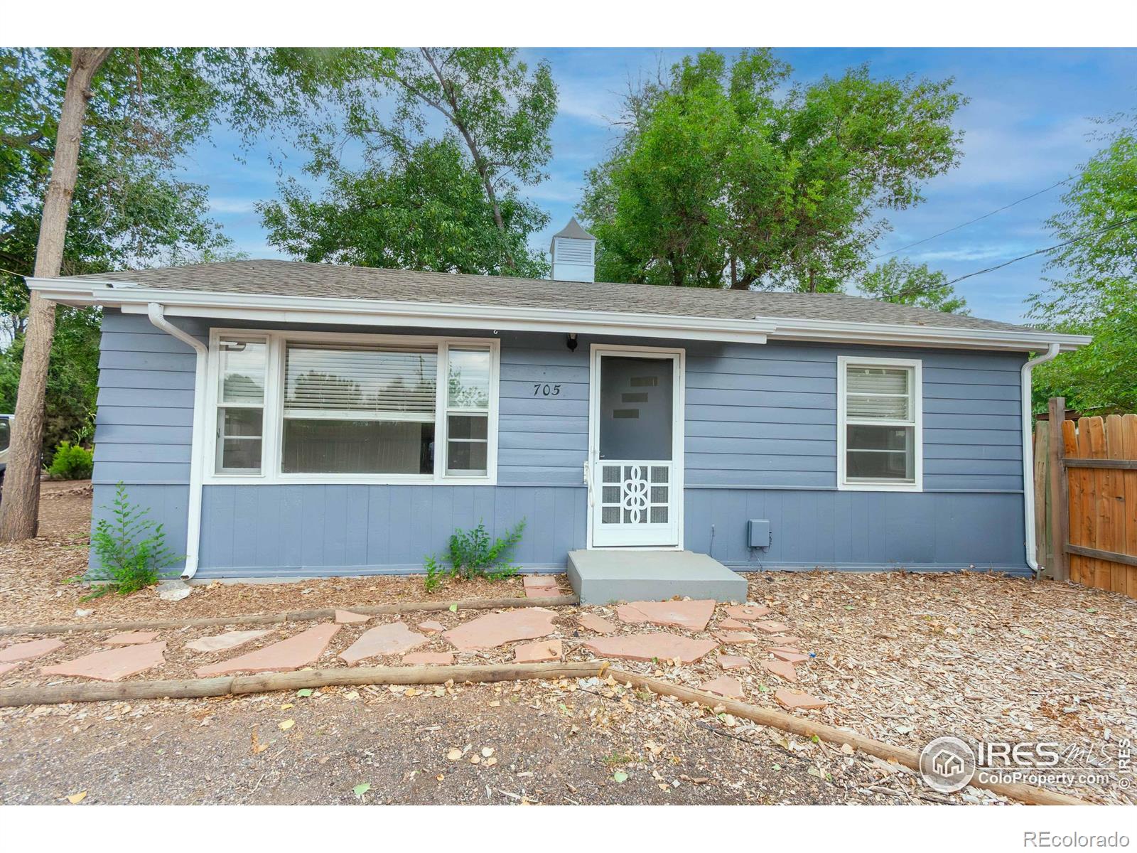 705 N US Highway 287 — photo