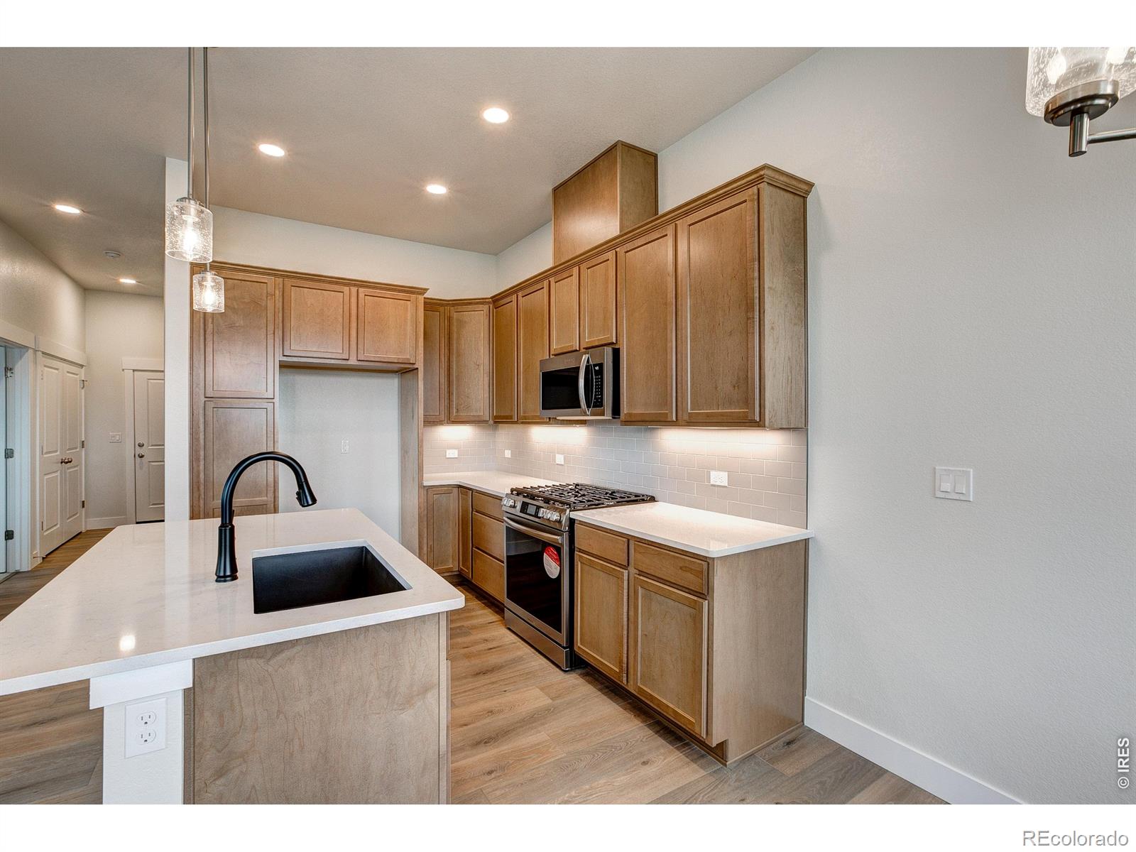 4204 Trapper Lake Drive — photo