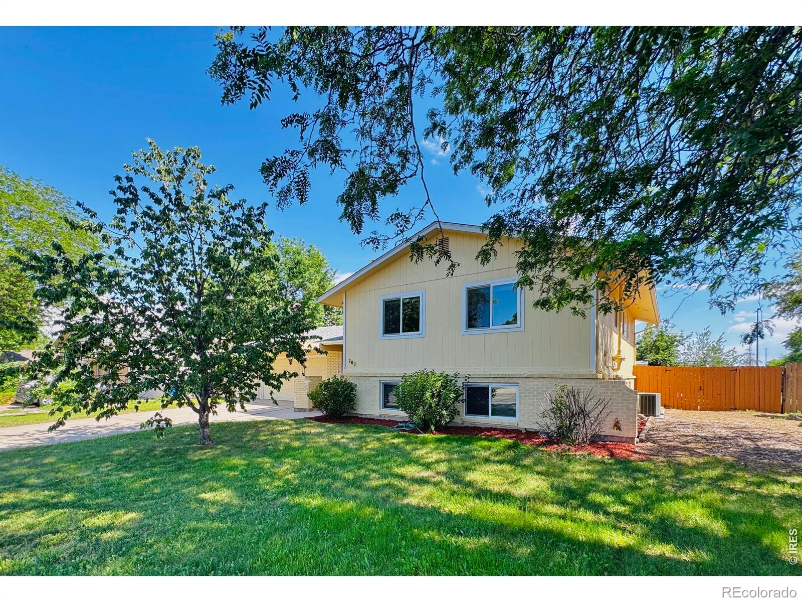 209 E Swallow Road, Fort Collins, CO 80525
