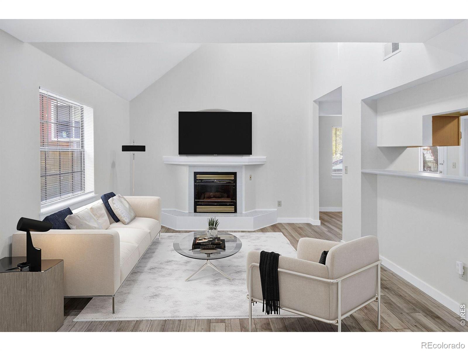 2317 Walnut Street — photo