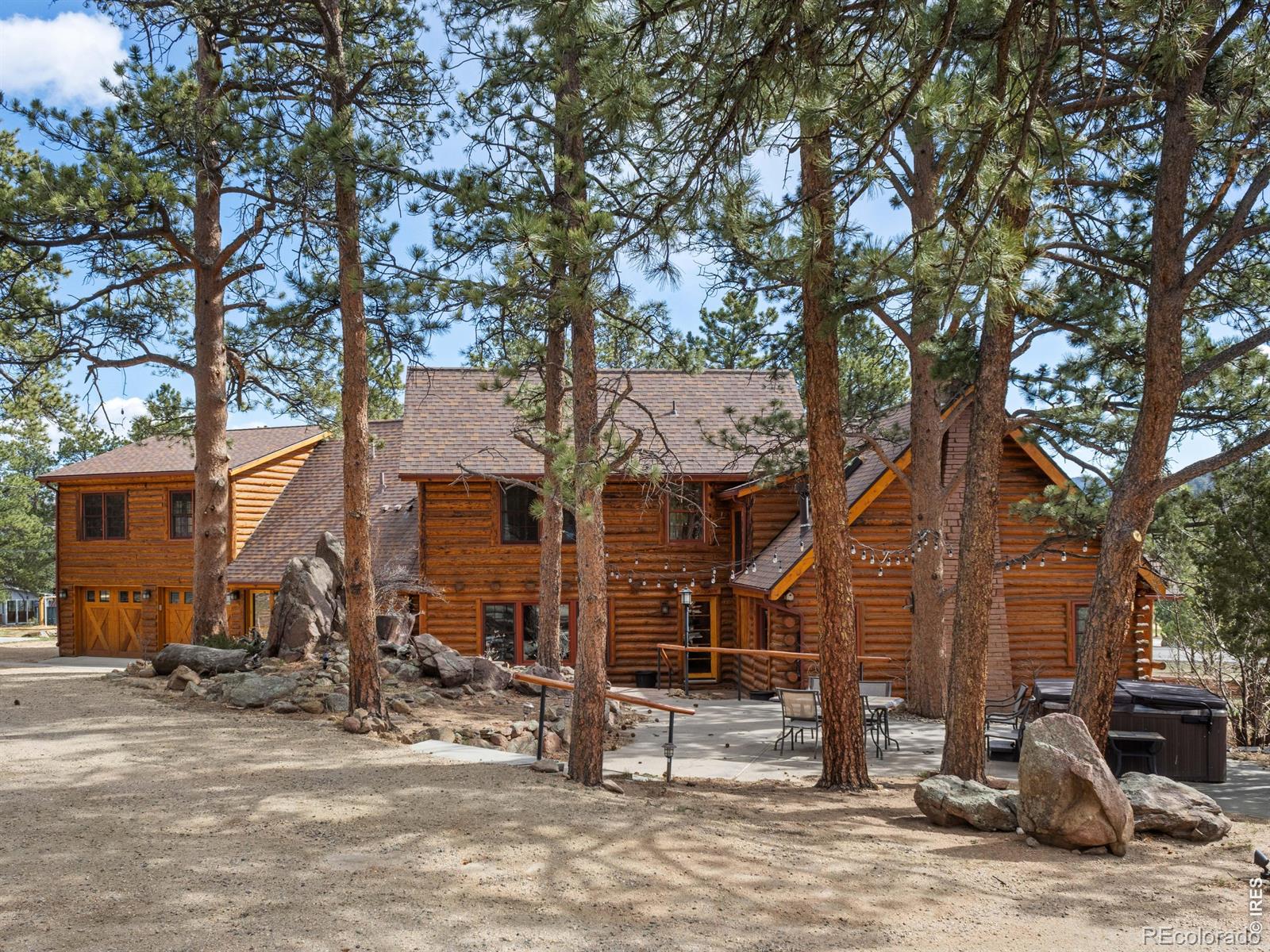 1101 Lexington Lane — photo