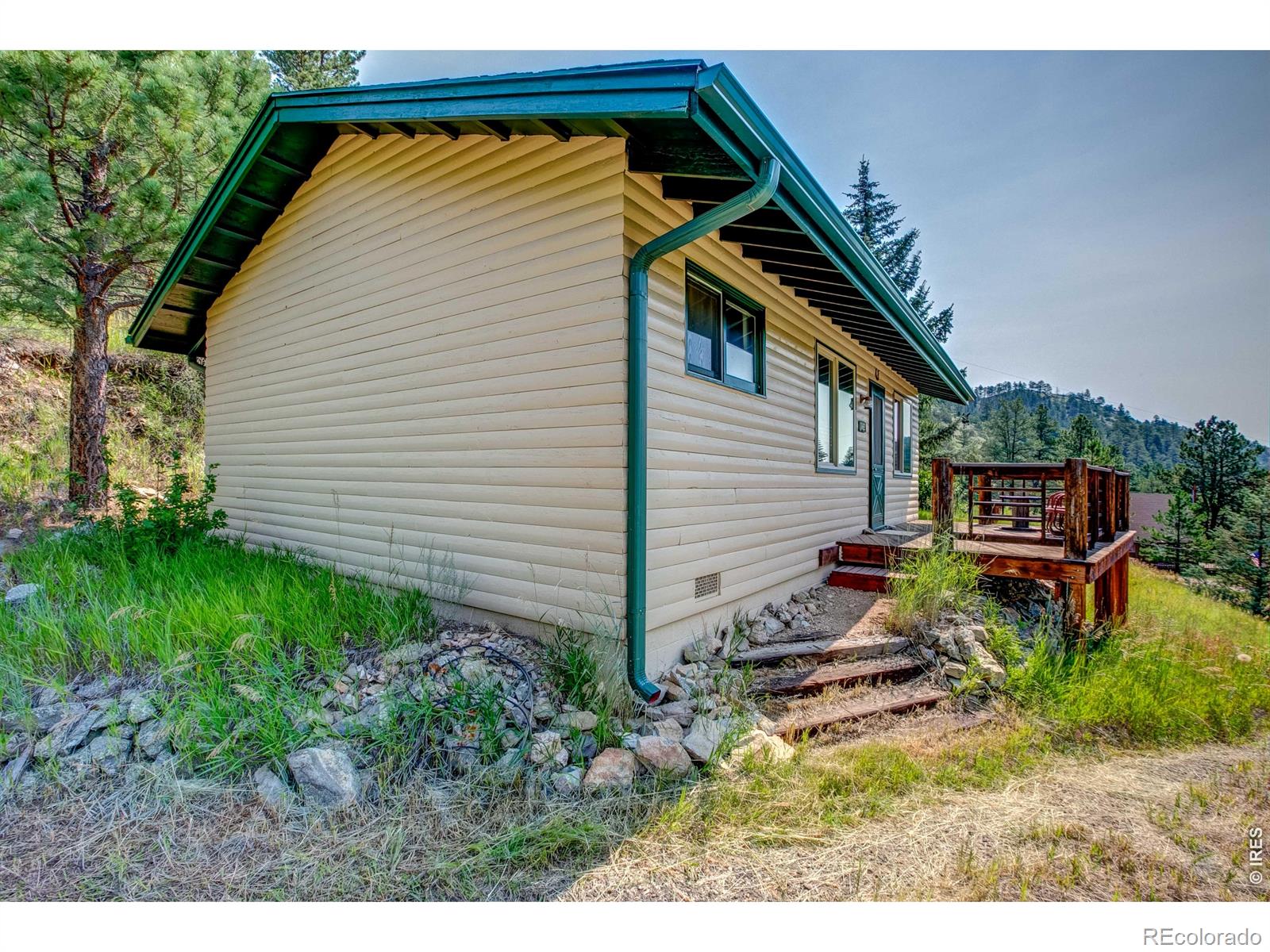 1142 Streamside Drive — photo