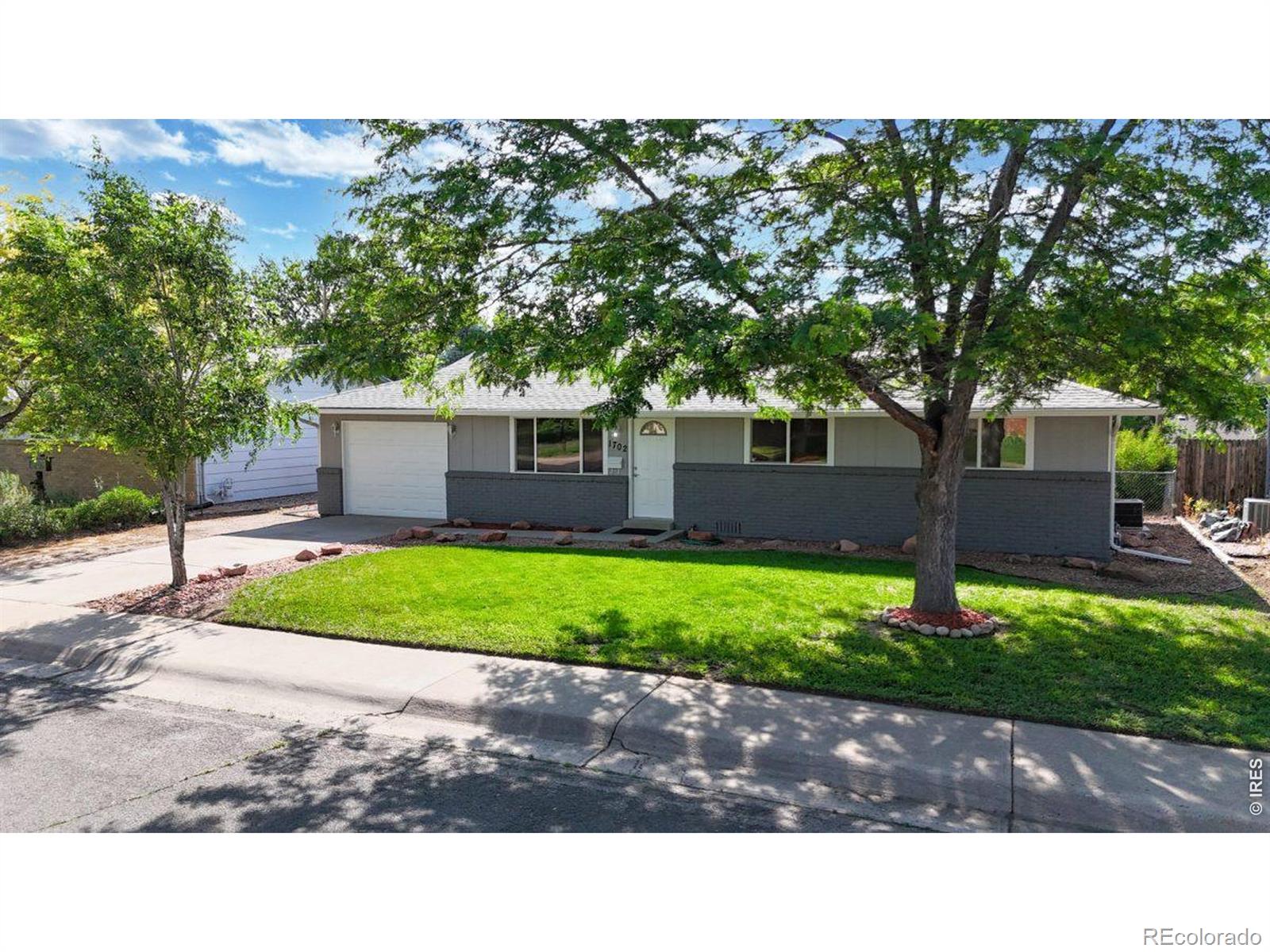 1702 Diana Drive — photo