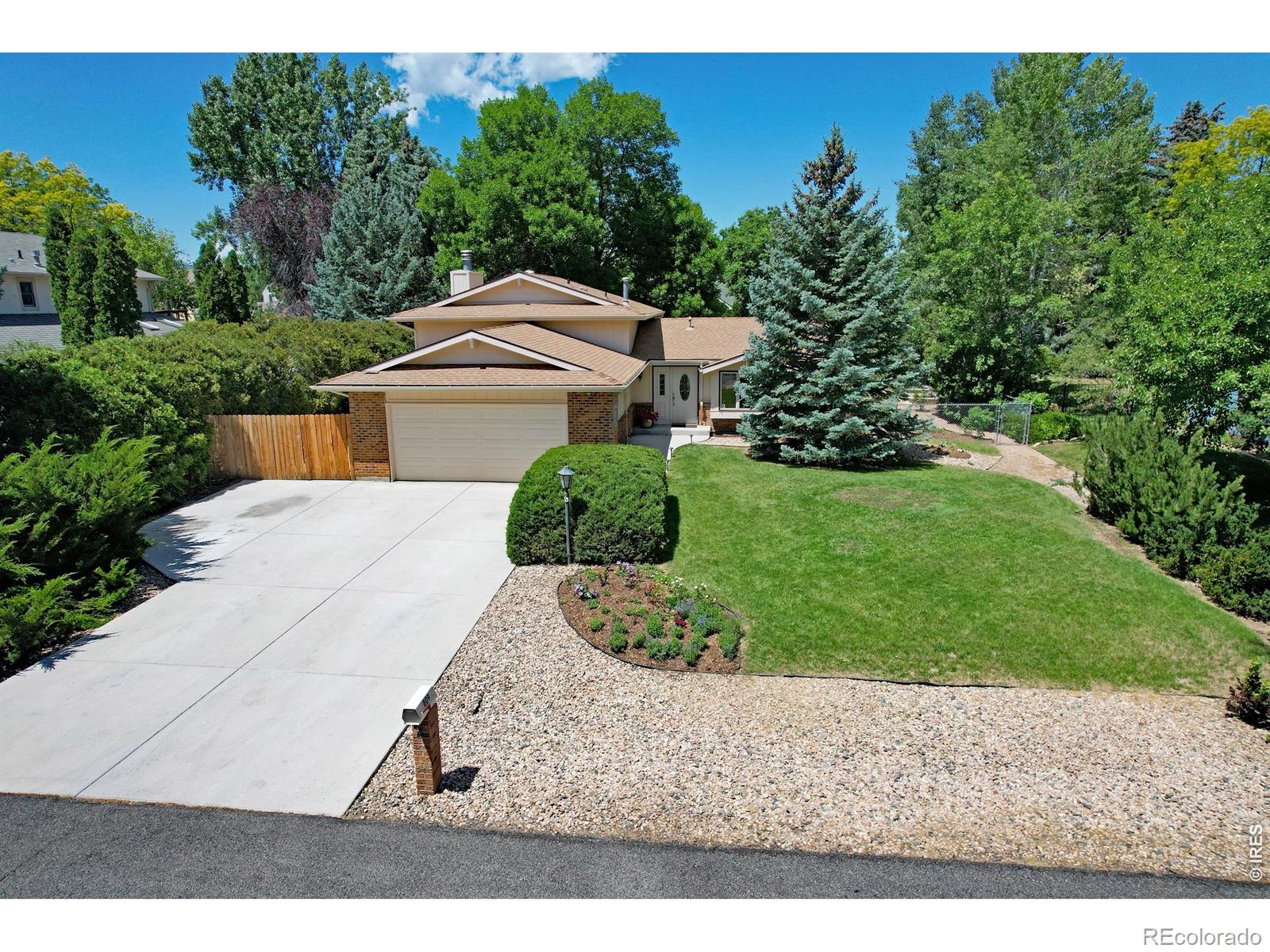 809 E Ridgecrest Road, Fort Collins, CO 80524