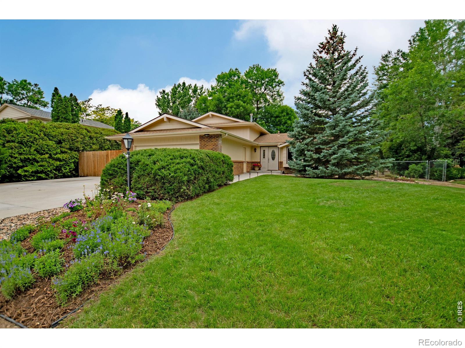 809 E Ridgecrest Road, Fort Collins, CO 80524 — photo 2