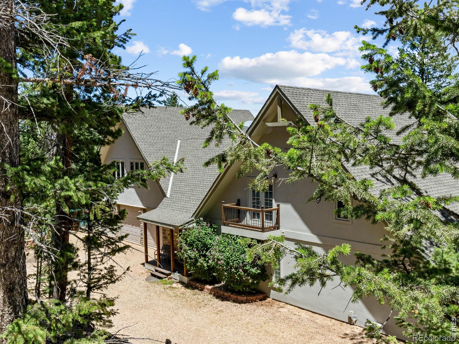 1705 Hummingbird Drive — photo