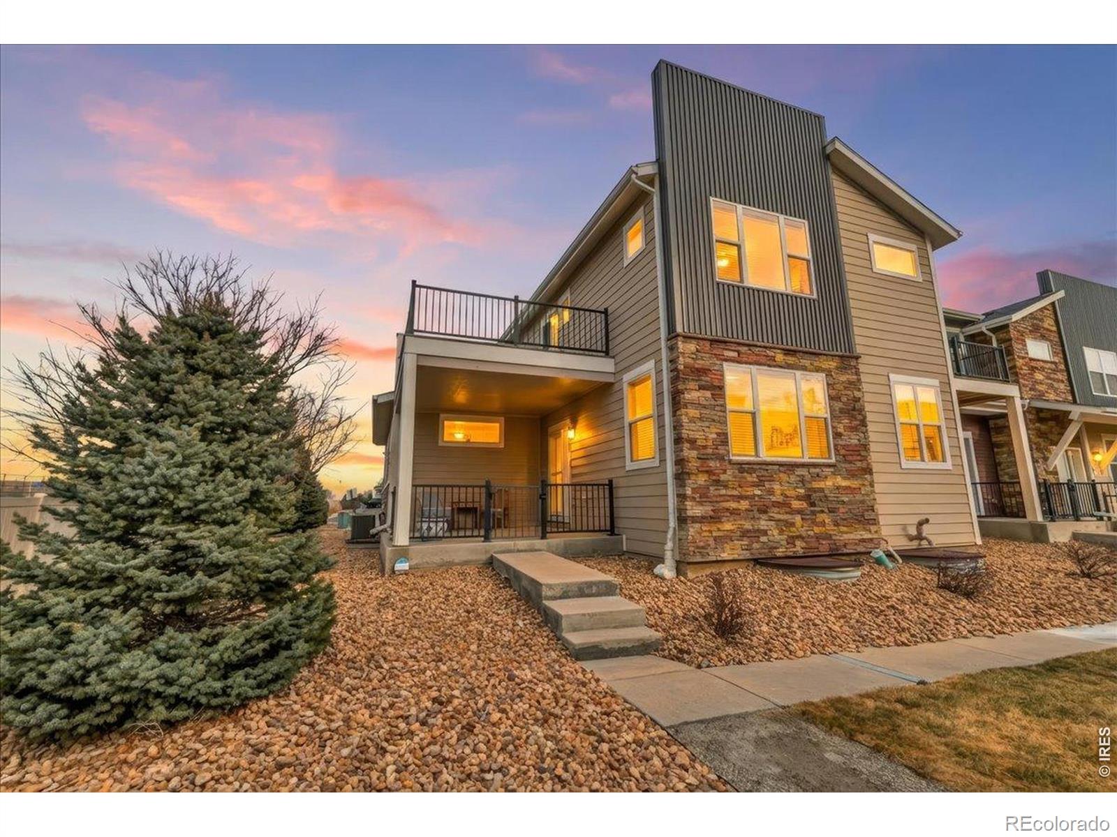 799 Robert Street — photo