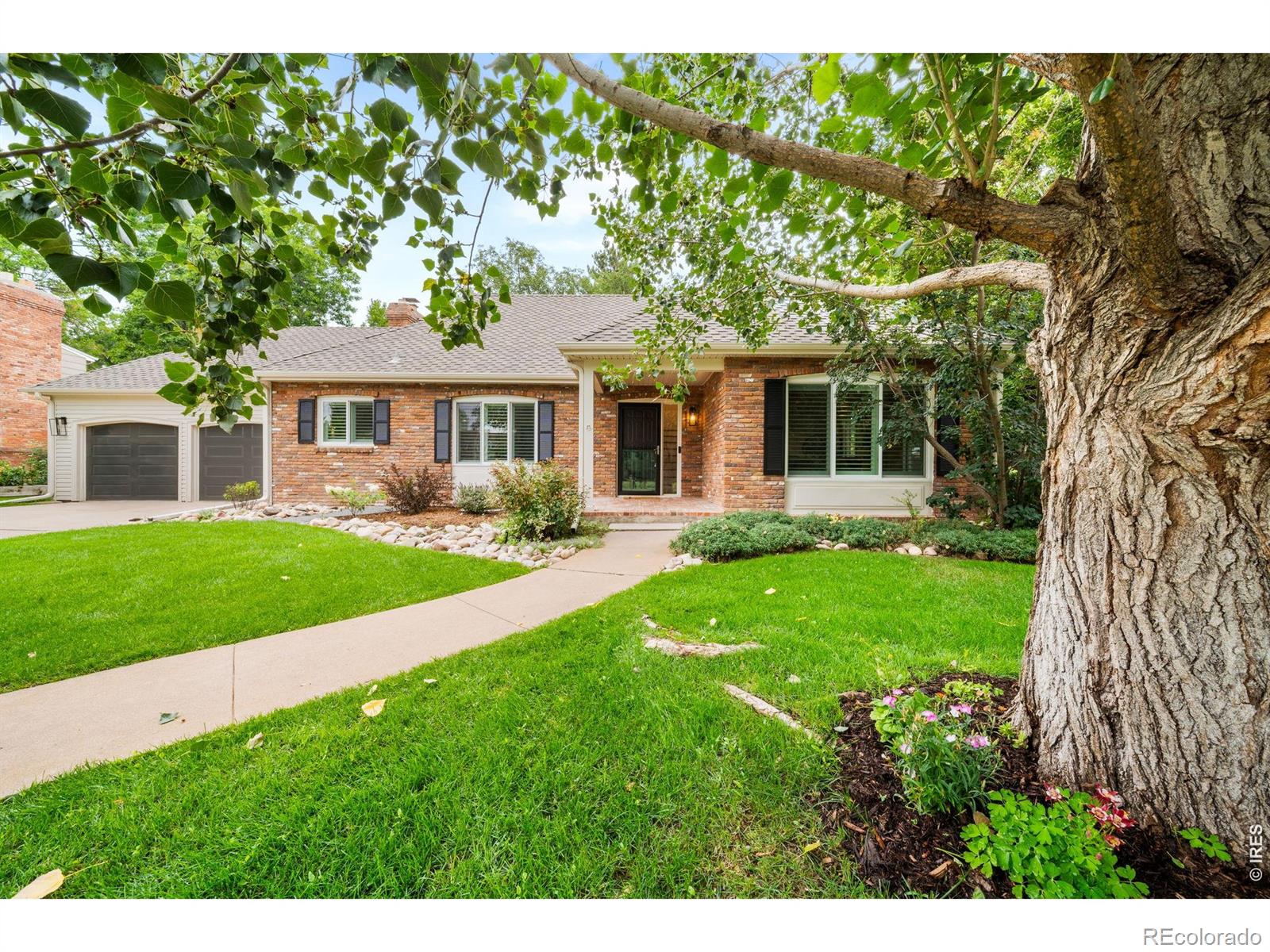 1204 Parkwood Drive — photo