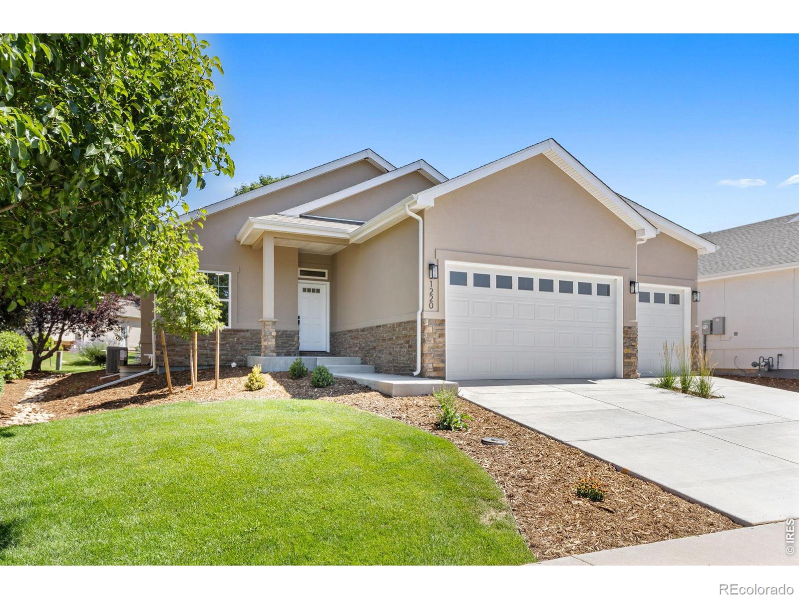 1220 Swainson Road — photo