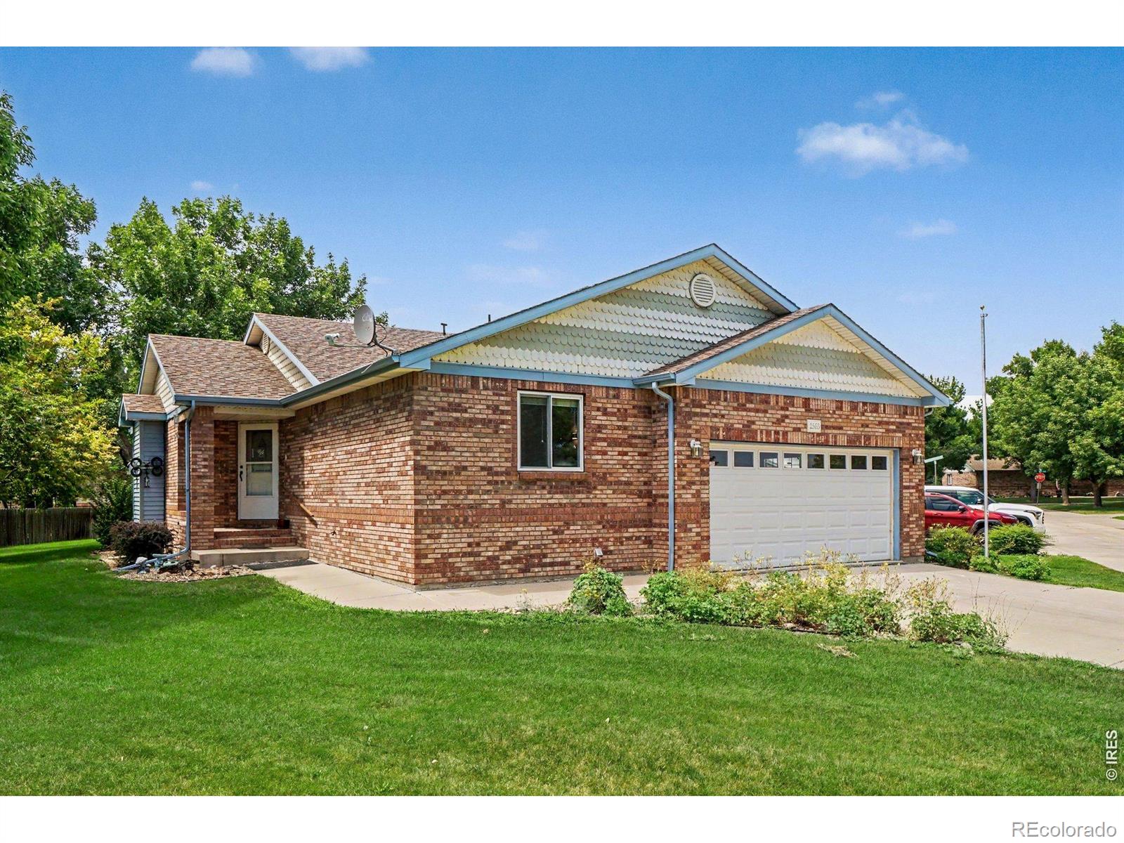 2563 Red River Court — photo