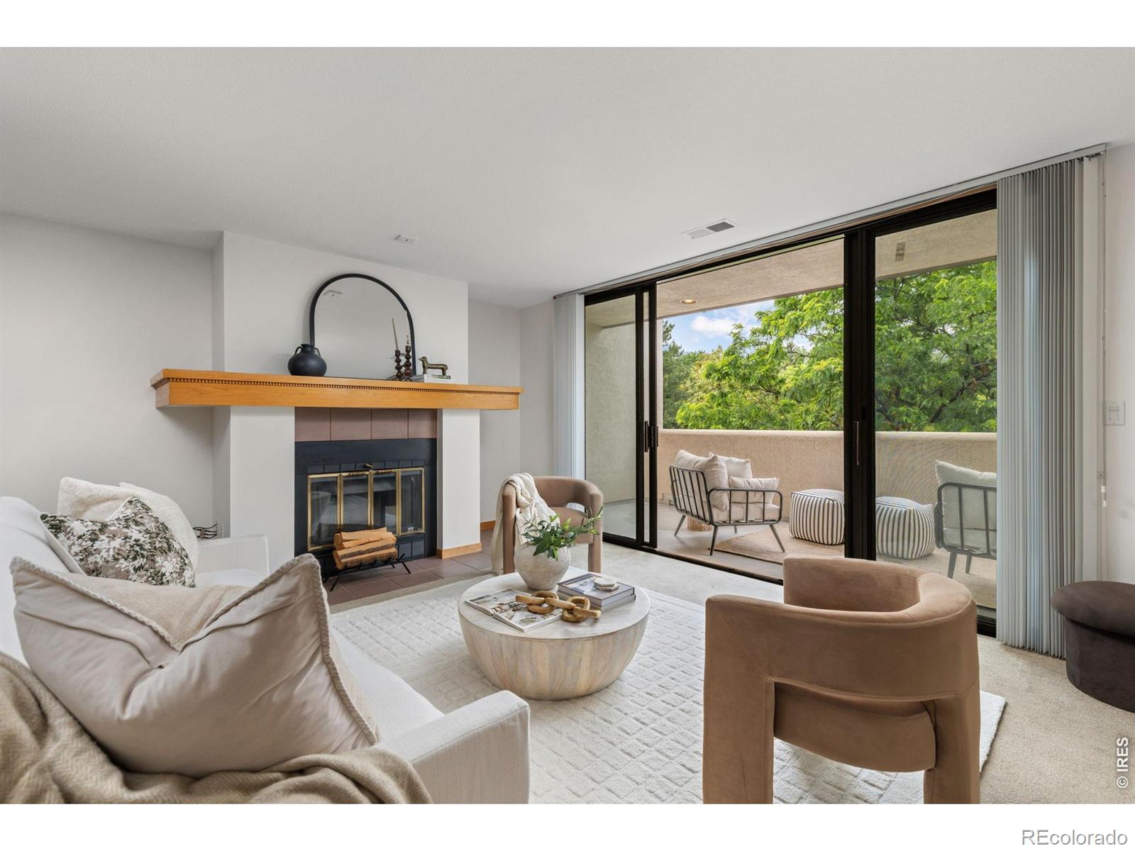 1140 Portland Place 306 — photo