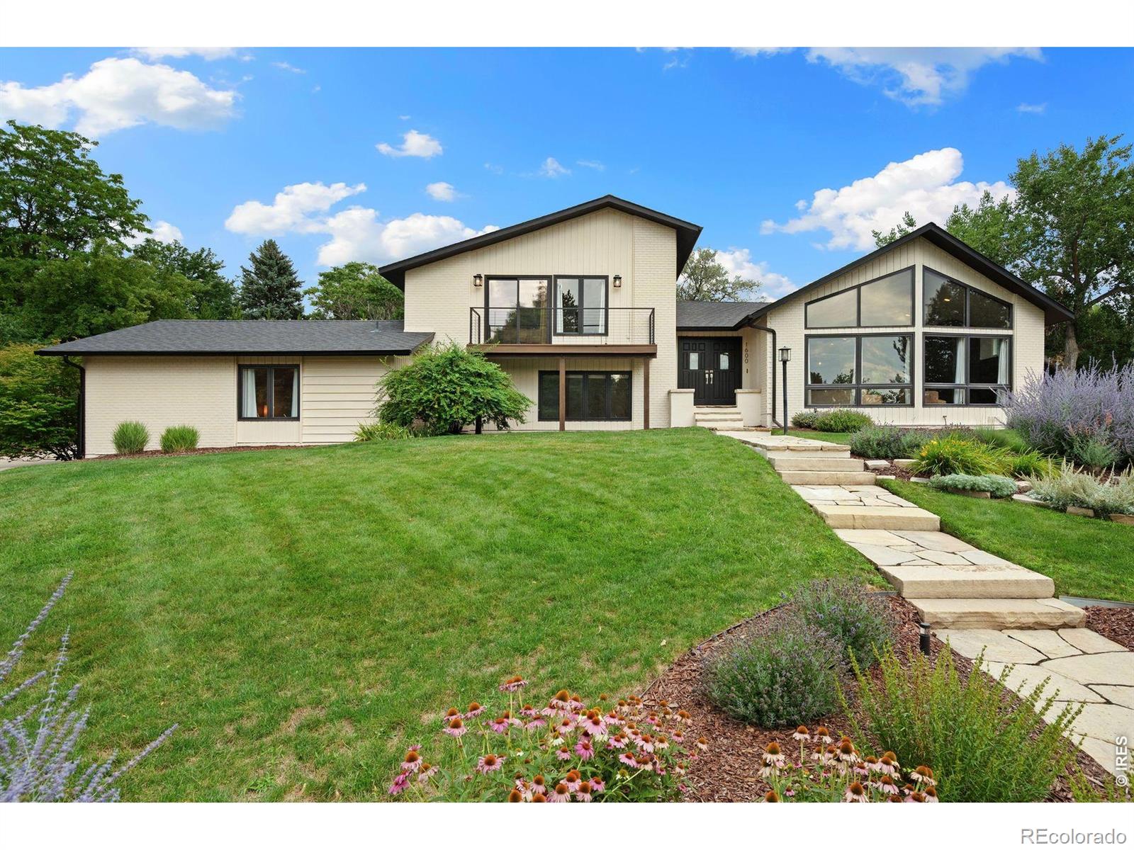 1600 Linden Lake Road — photo