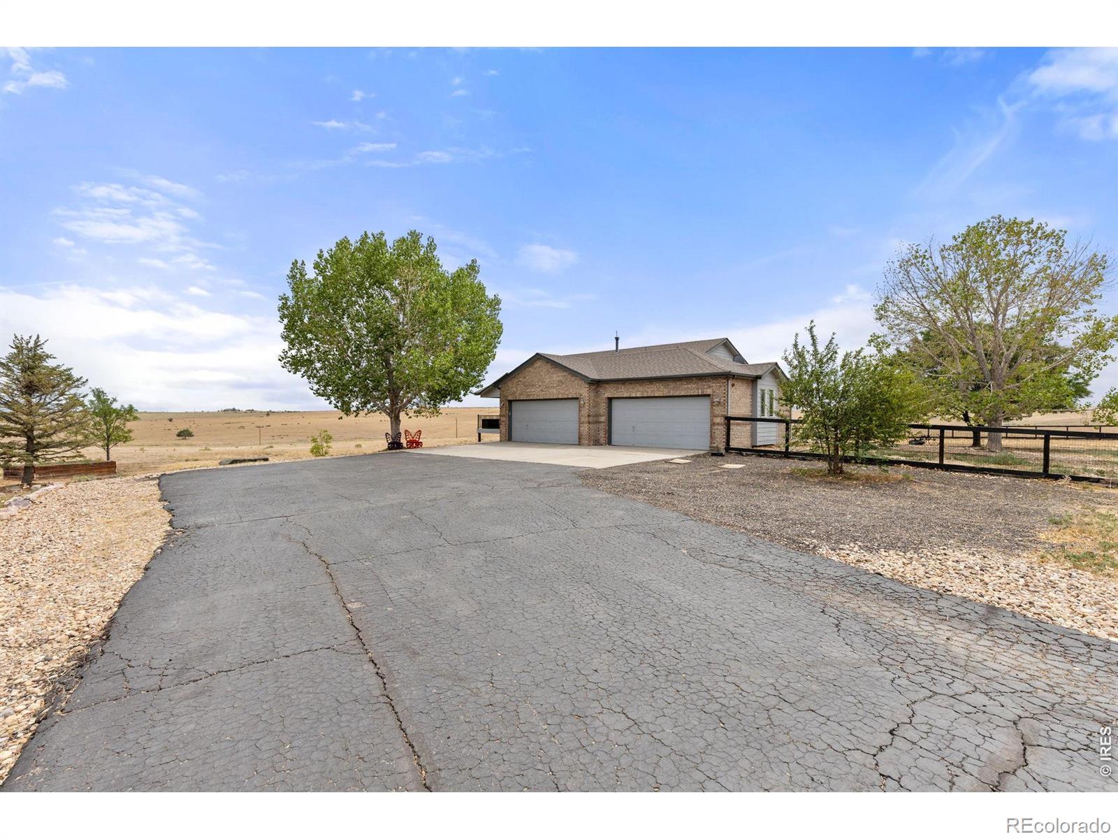 15330 Perrytown Street — photo