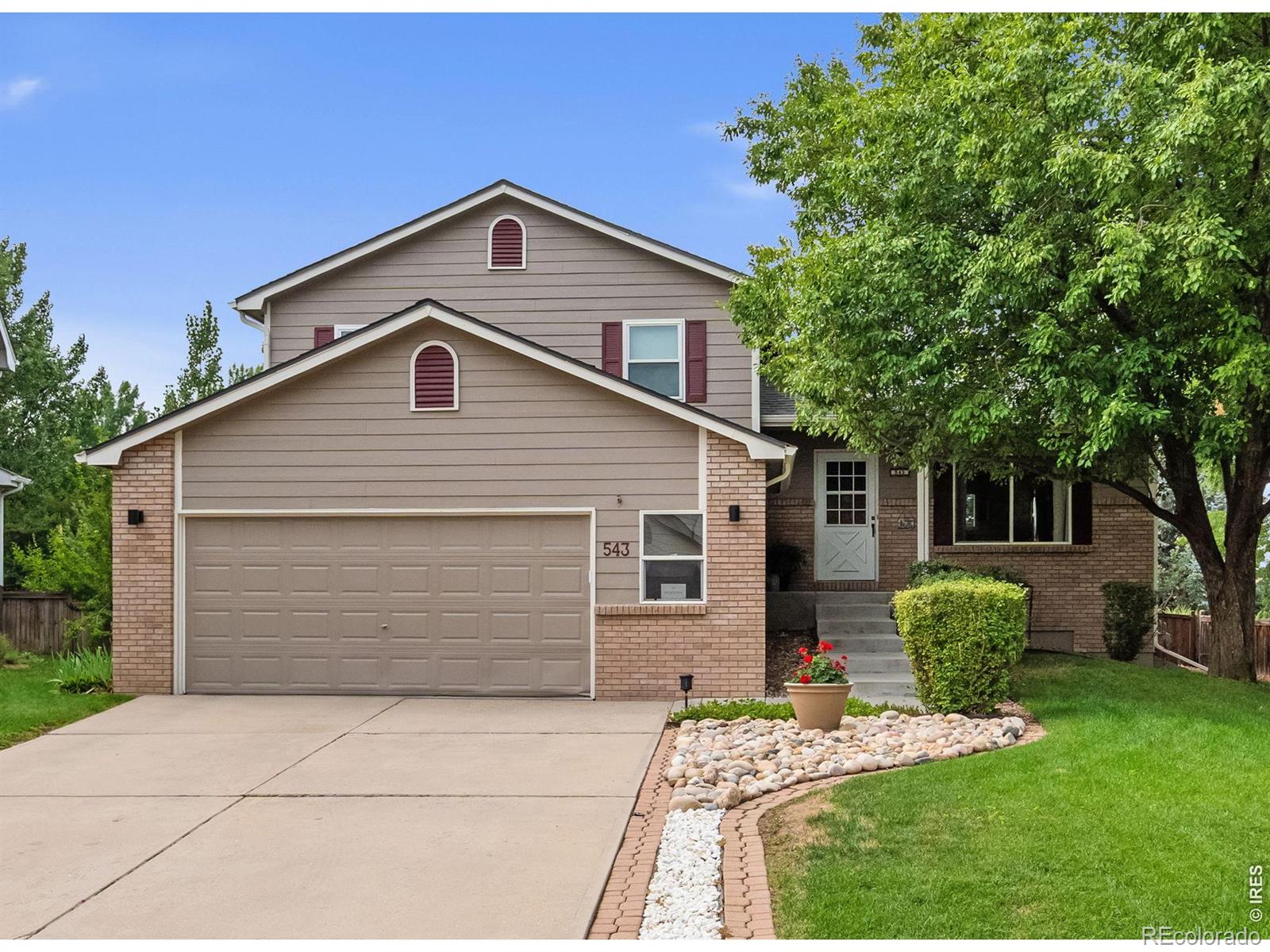 543 Charrington Court — photo