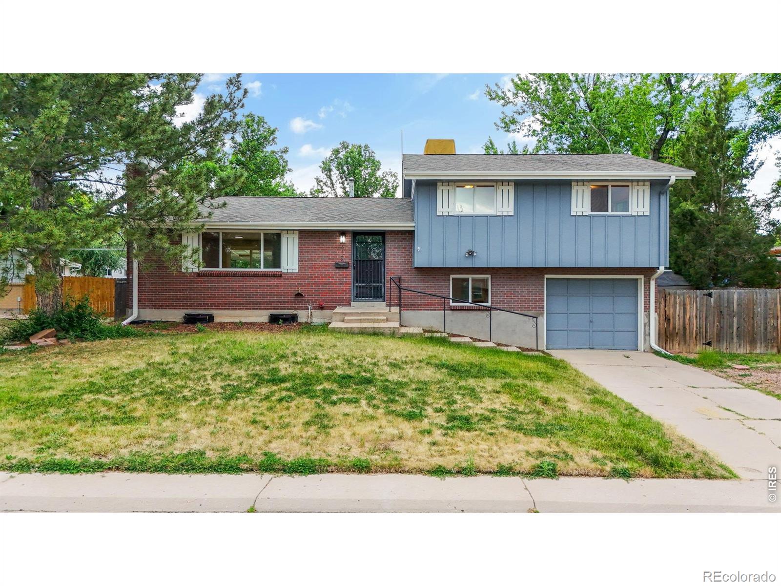 6128 S Madison Court — photo