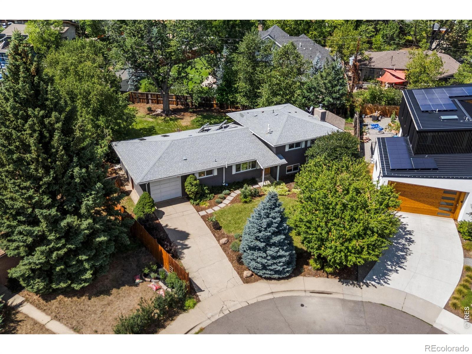 3133 Fern Place — photo