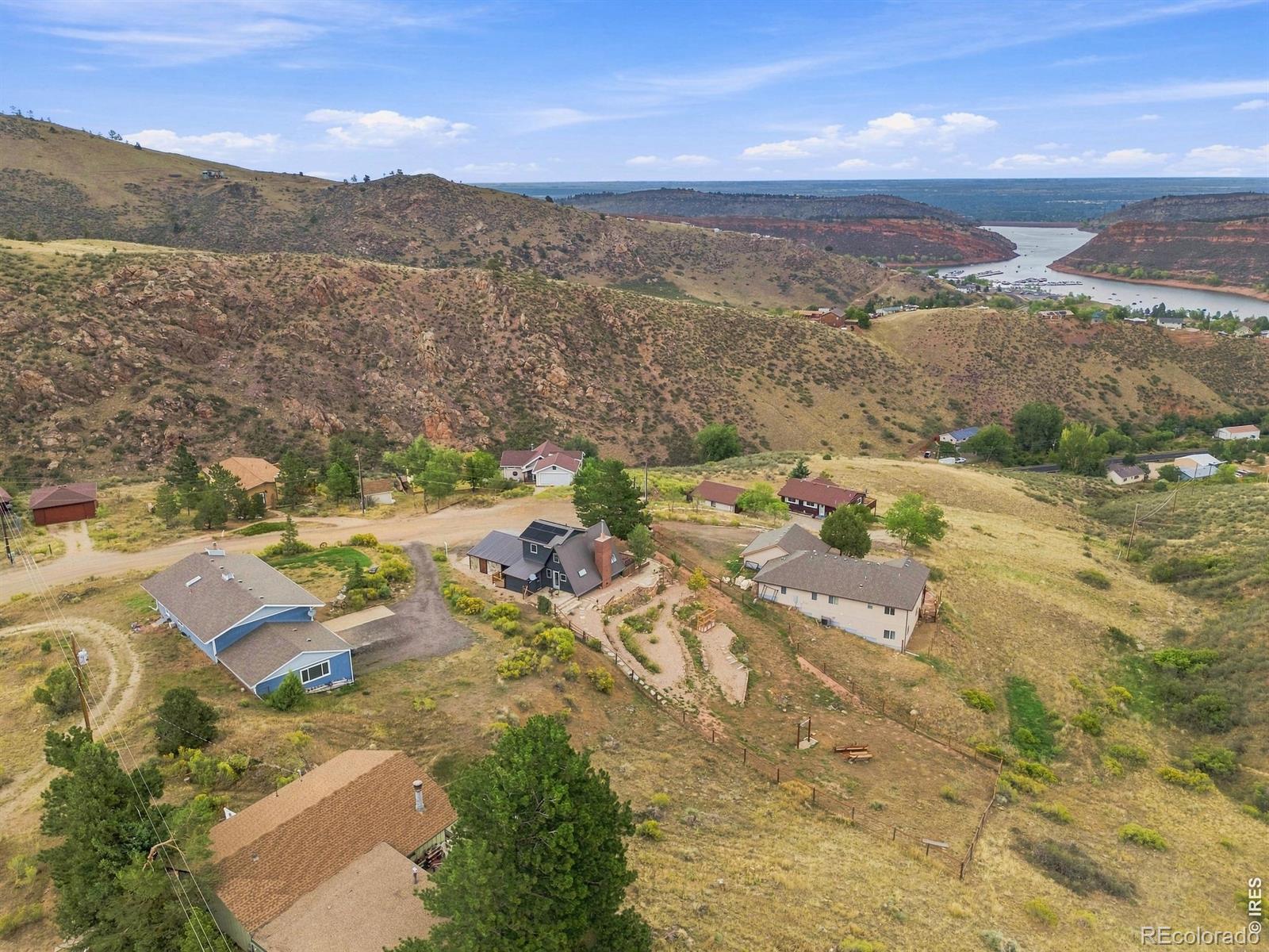 4616 Cliff View Lane — photo