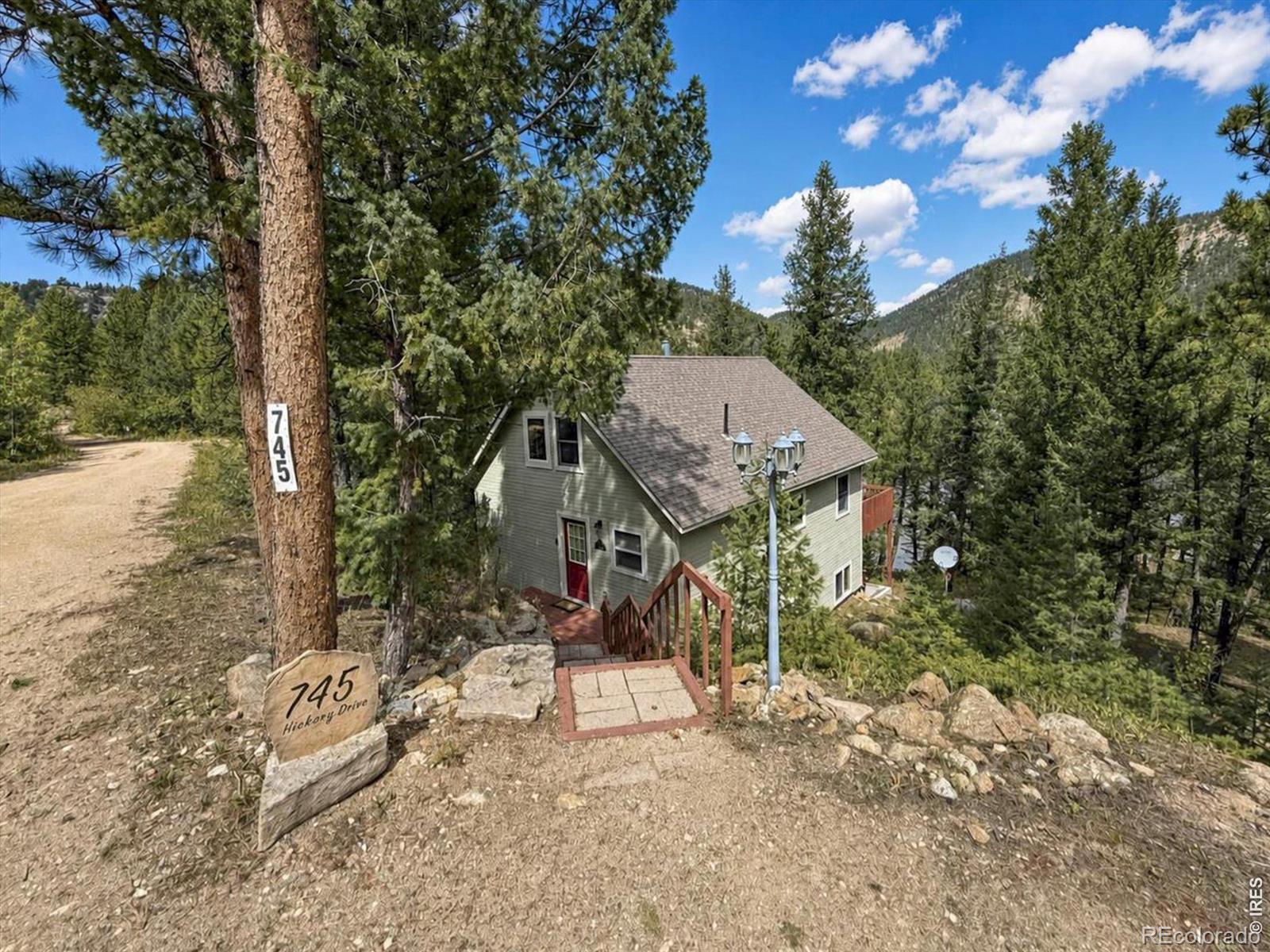 745 Hickory Drive — photo