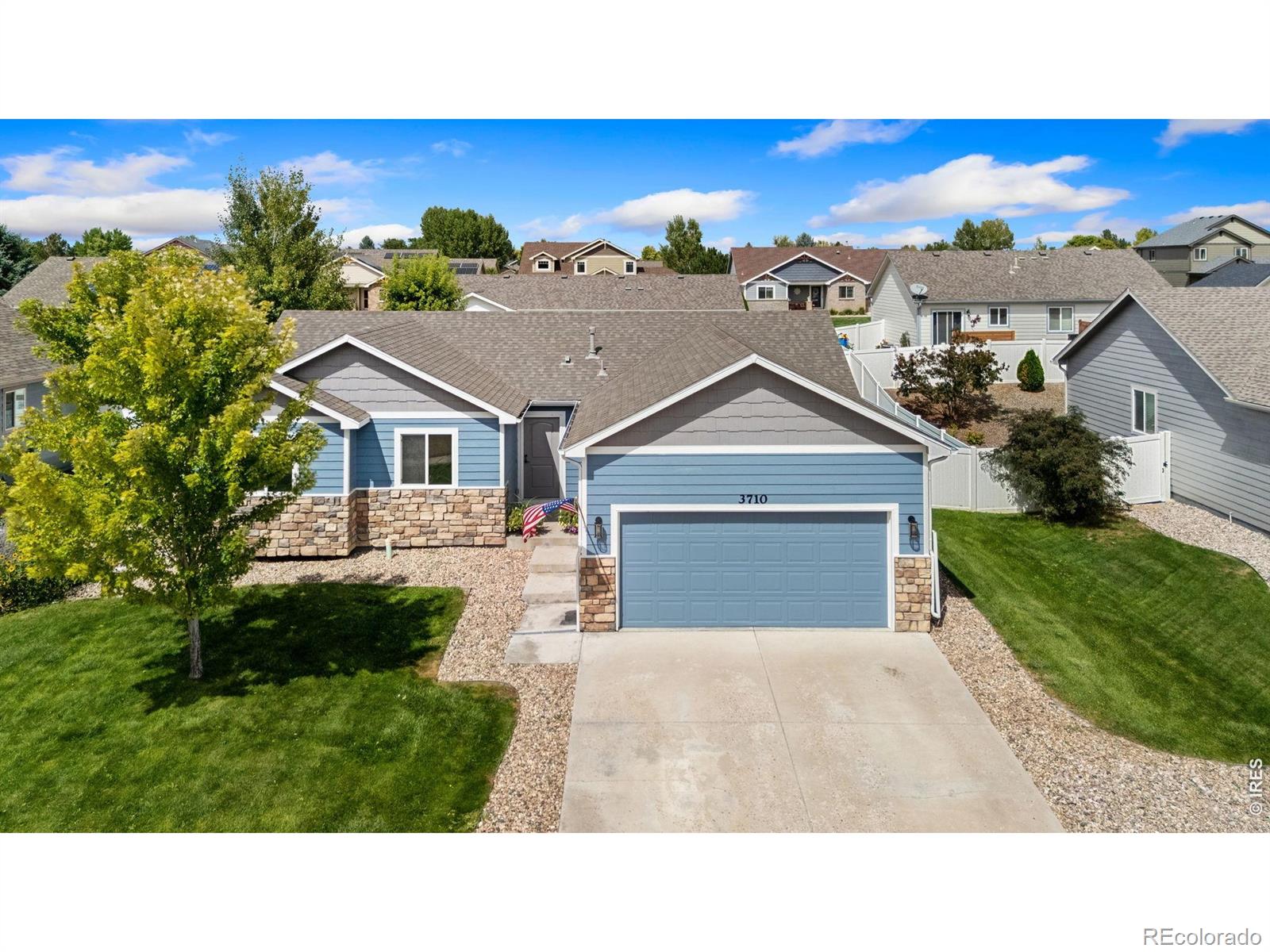 3710 Mount Flora Street — photo