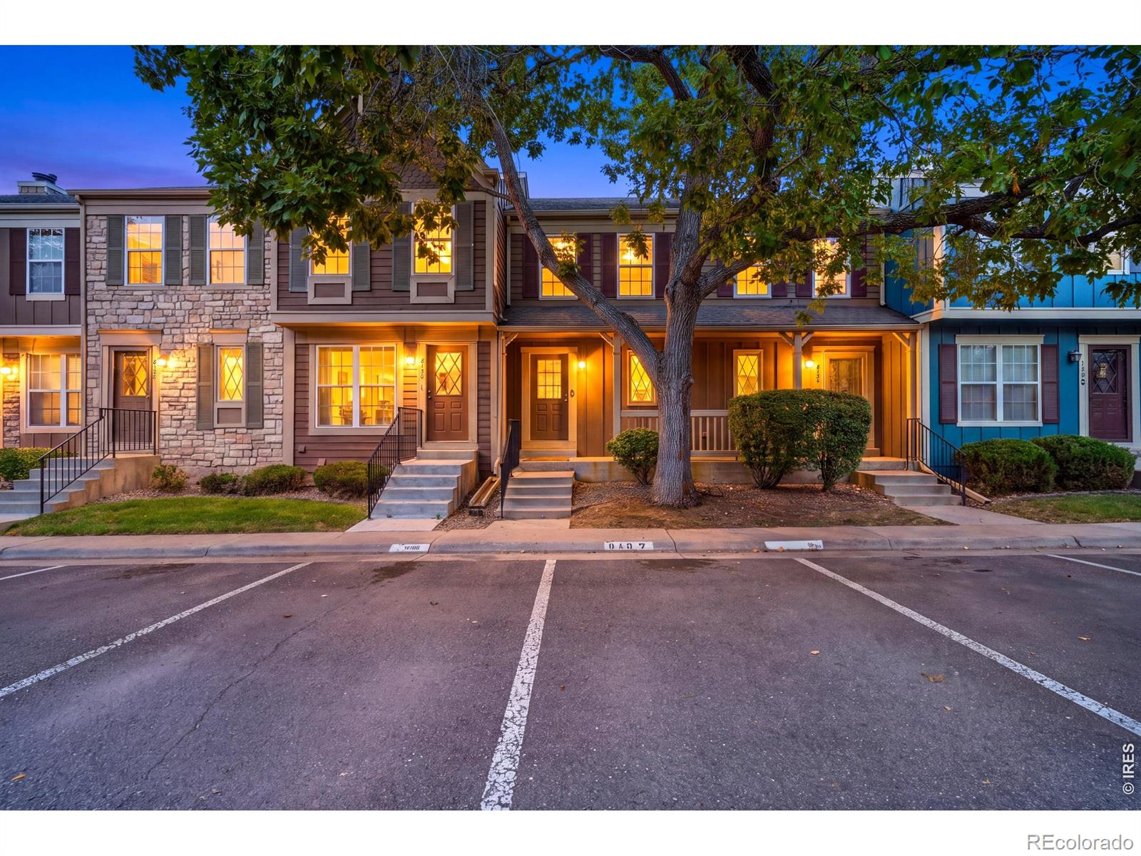 8132 S Fillmore Circle — photo