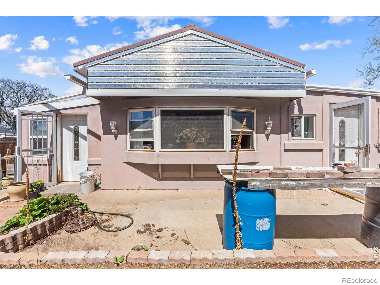 1220 Mackay Court — photo