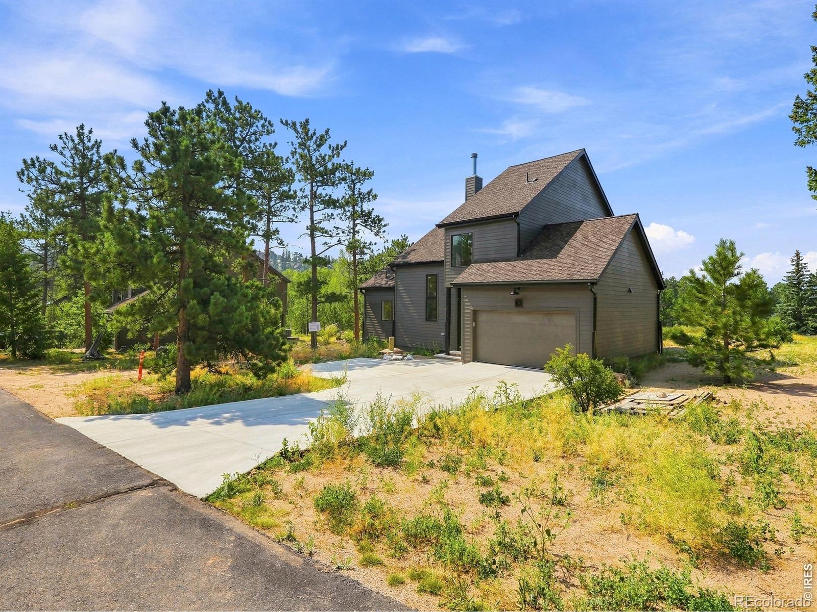 10 Three Lakes Court — photo