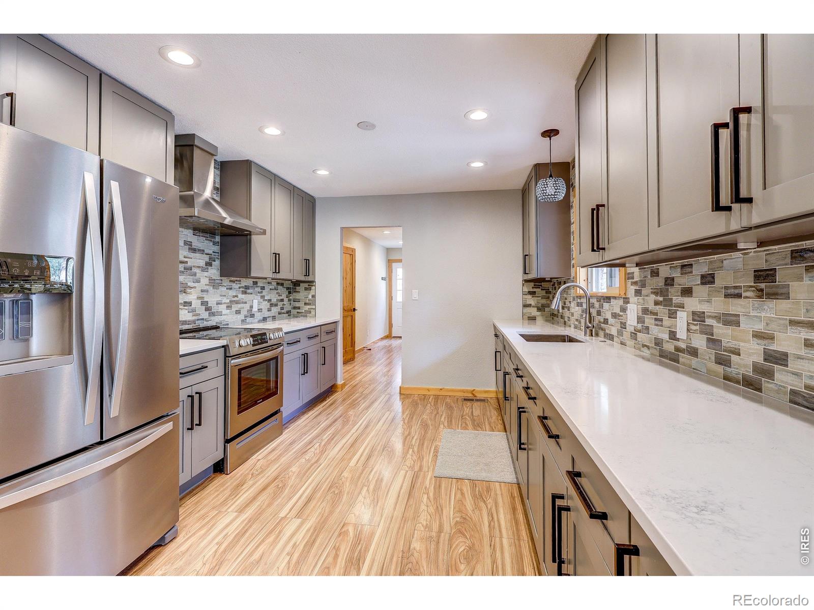 166 Cherokee Road, Lyons, CO 80540 — photo 2