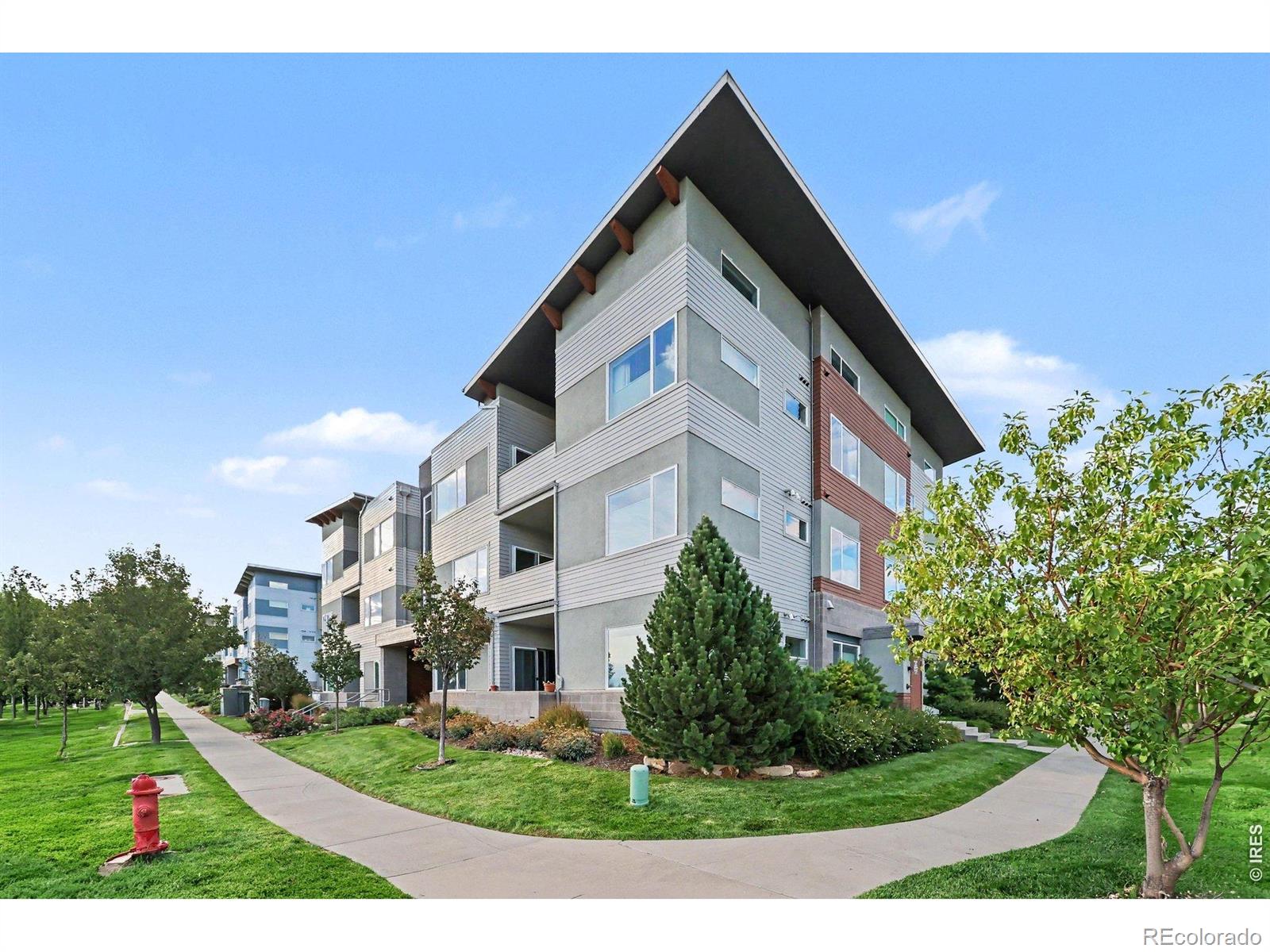 1585 Hecla Way 304 — photo