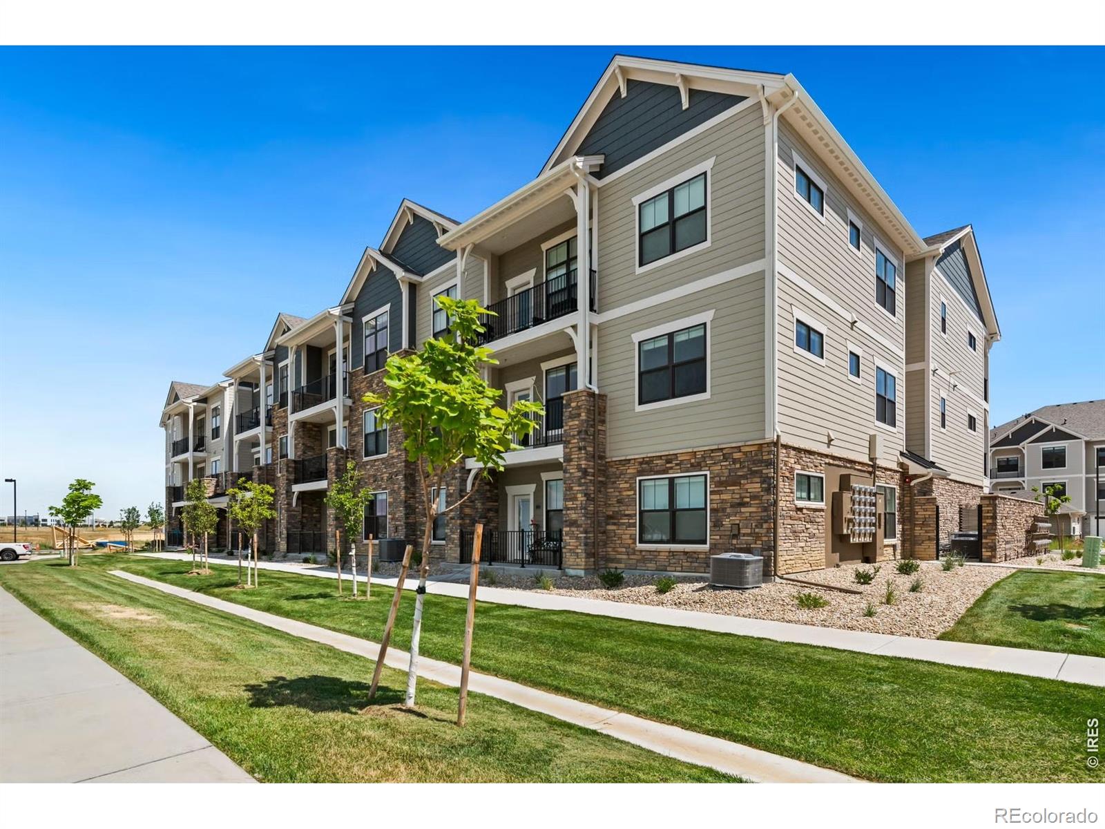 4622 Hahns Peak Drive 103 — photo