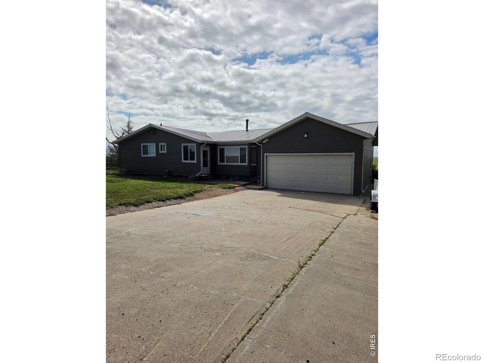 13700 Sunny Knolls Lane — photo