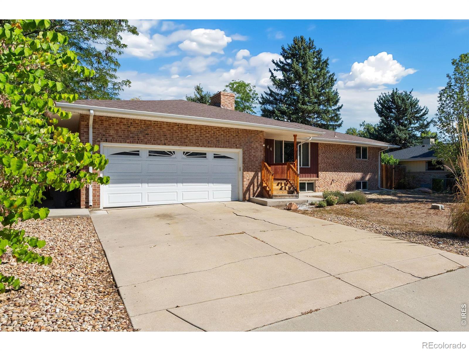 44 Dartmouth Circle — photo