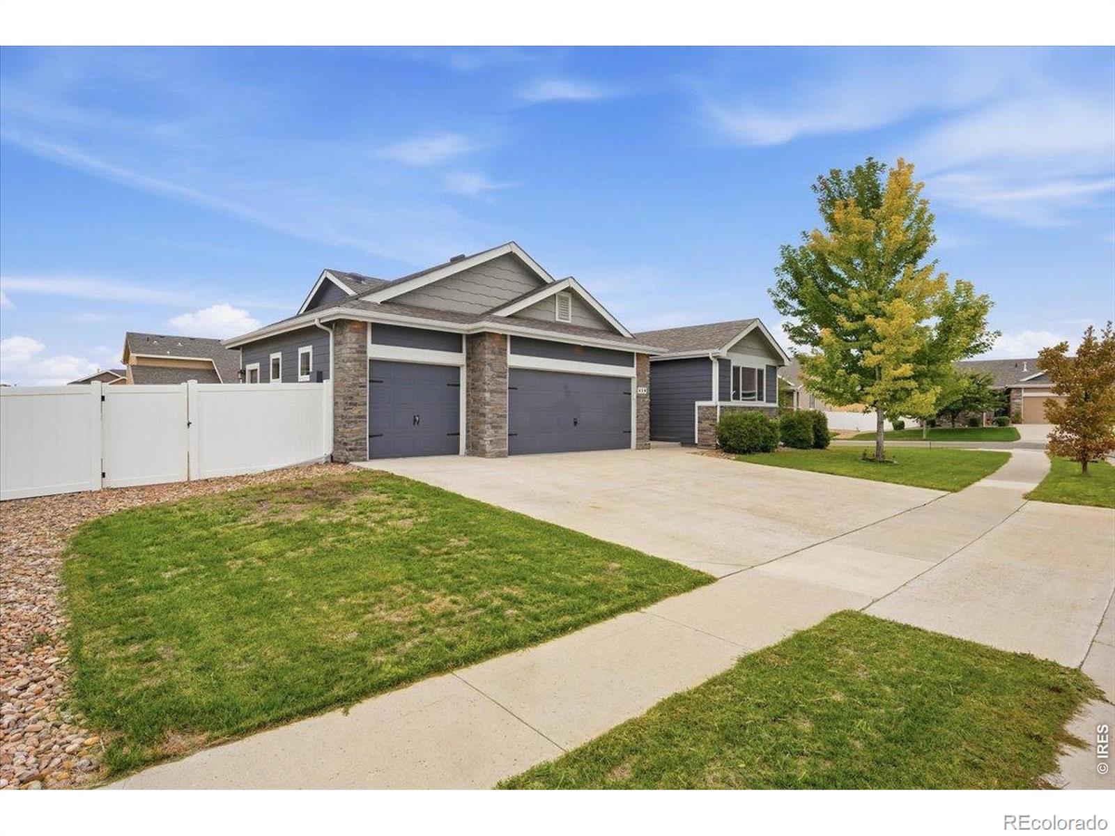 639 Gore Range Drive — photo