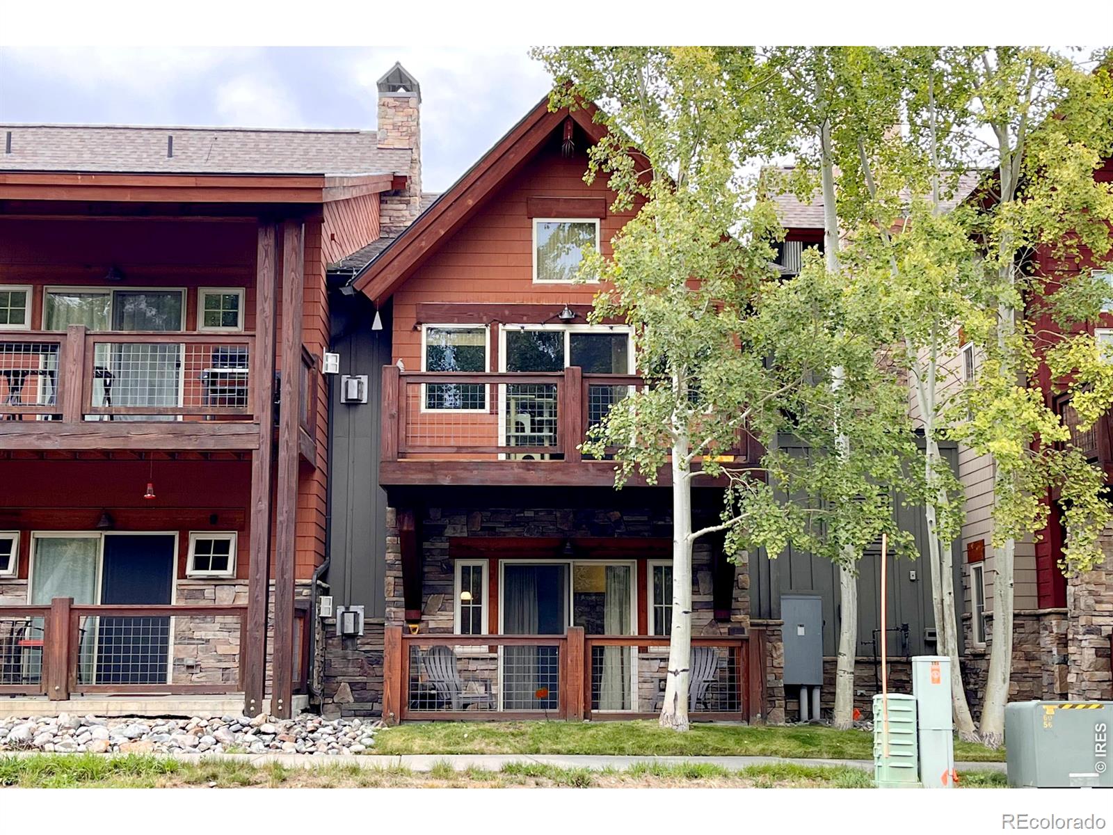 801 Lakepoint Drive B11 — photo