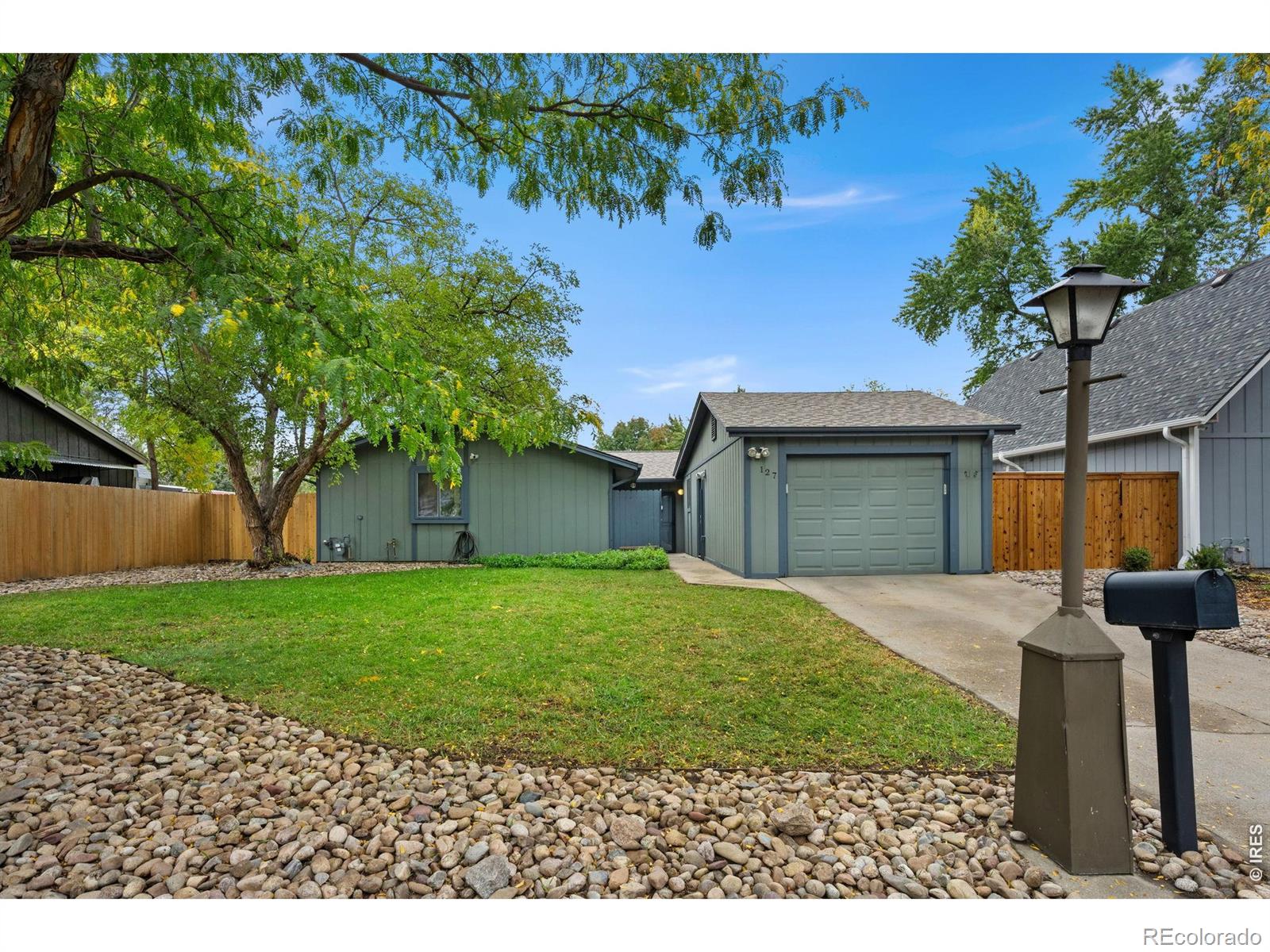 127 Placer Avenue — photo
