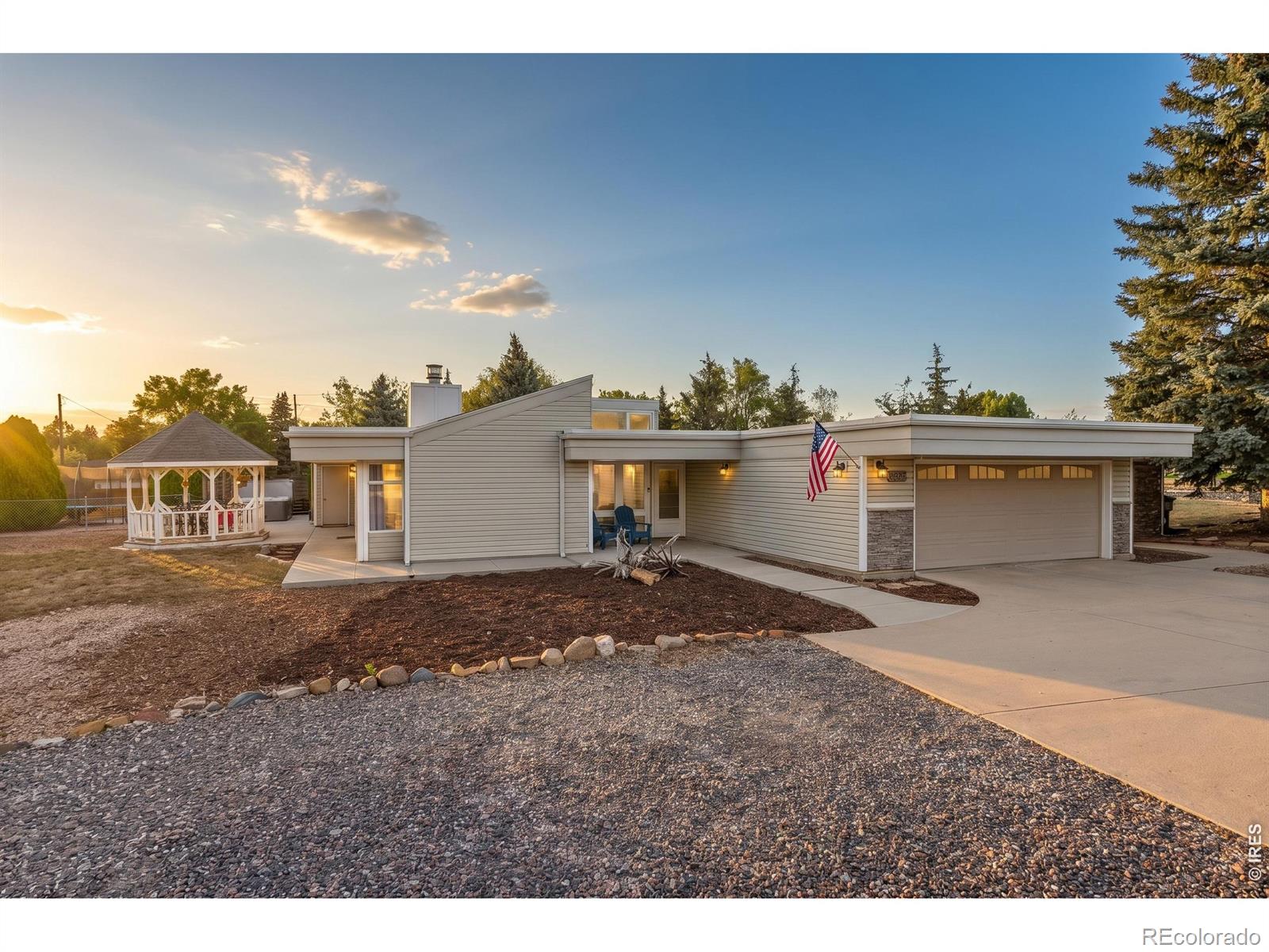 6655 Rodney Street — photo
