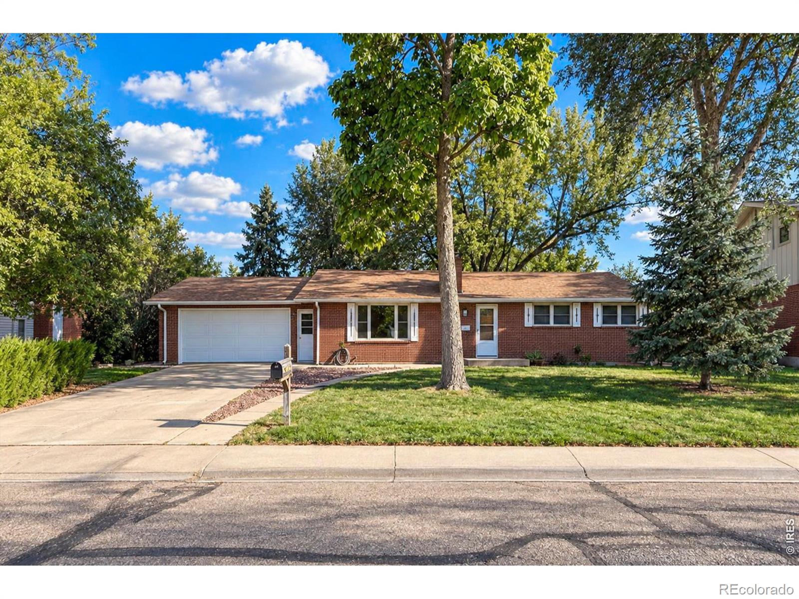 1048 Kane Drive — photo