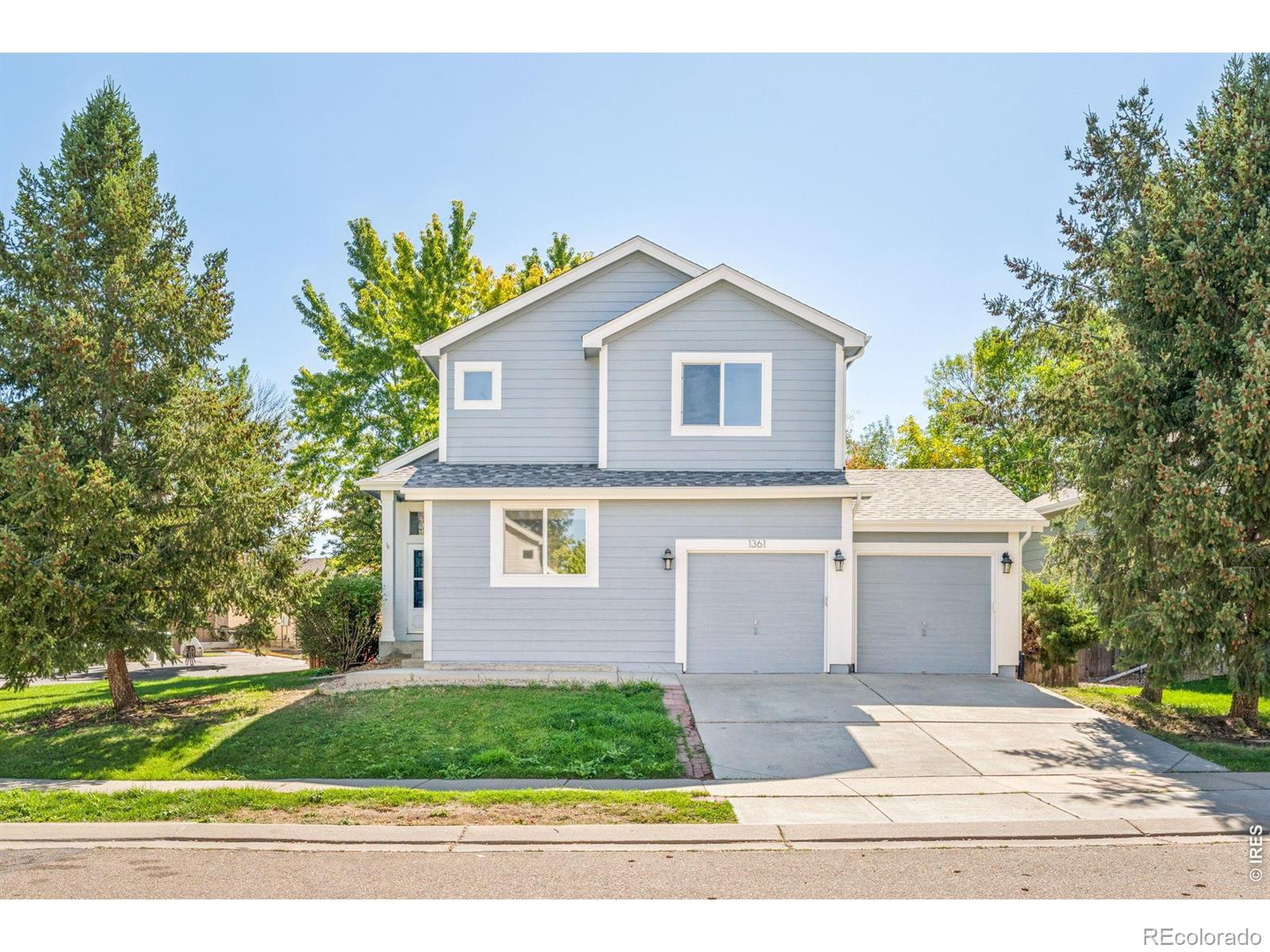 1361 Carnation Circle — photo