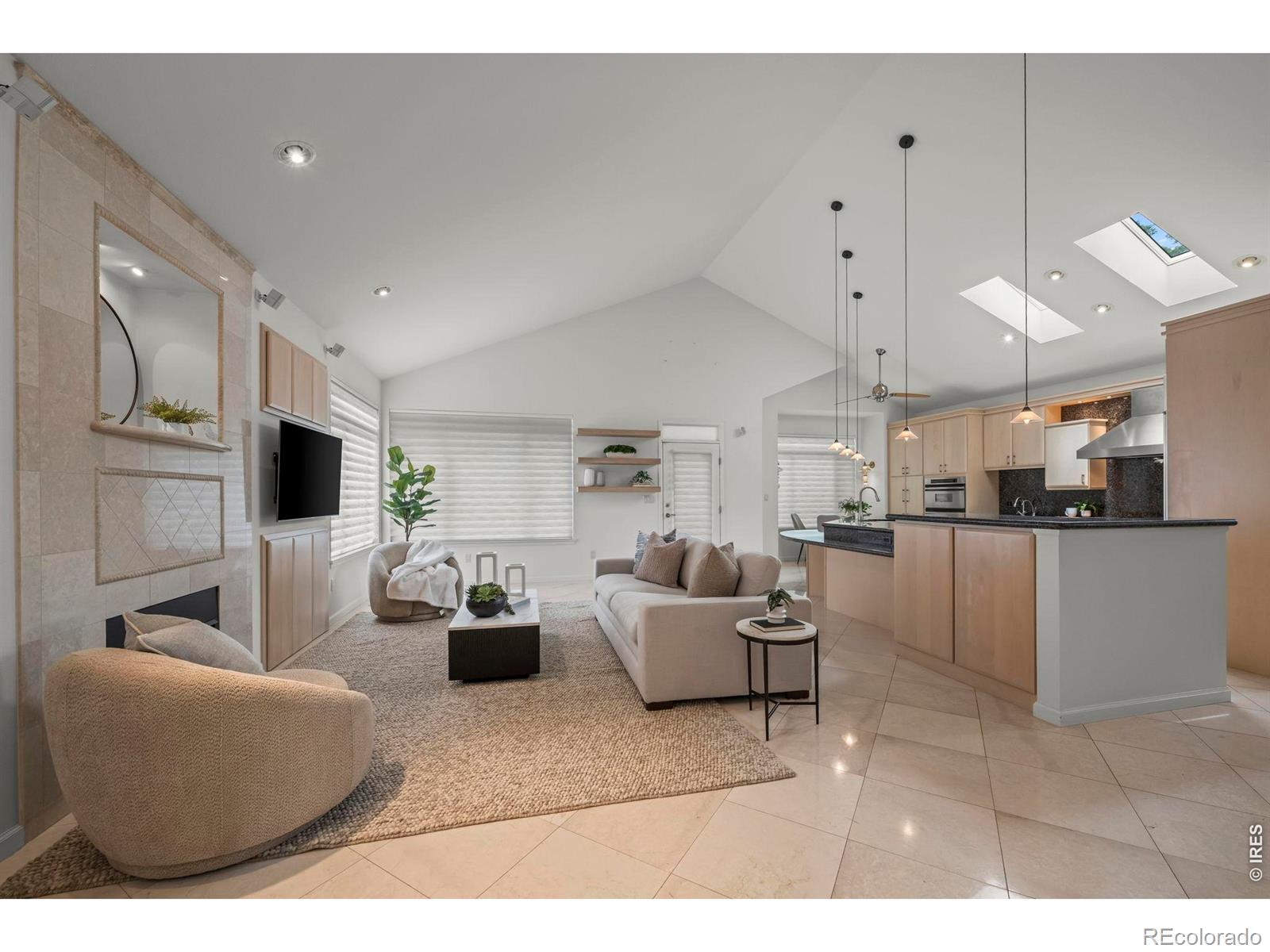 7358 Buckingham Court — photo