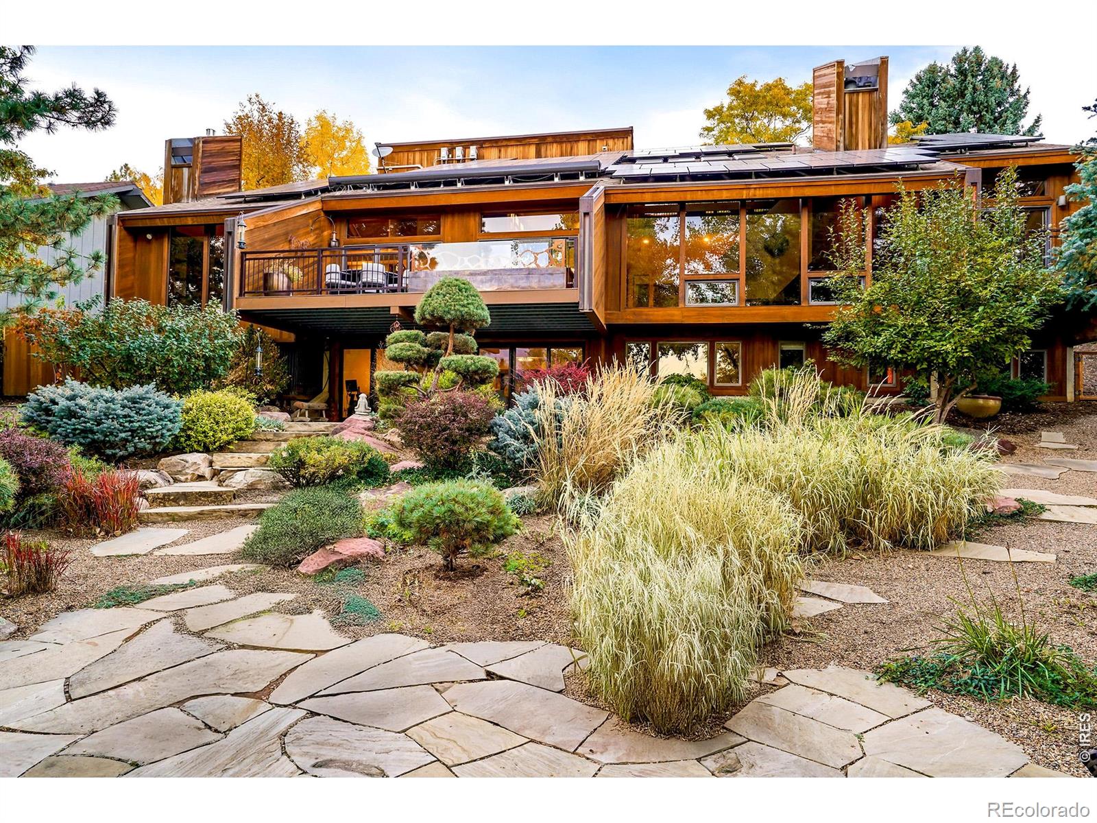 3746 Wonderland Hill Avenue — photo