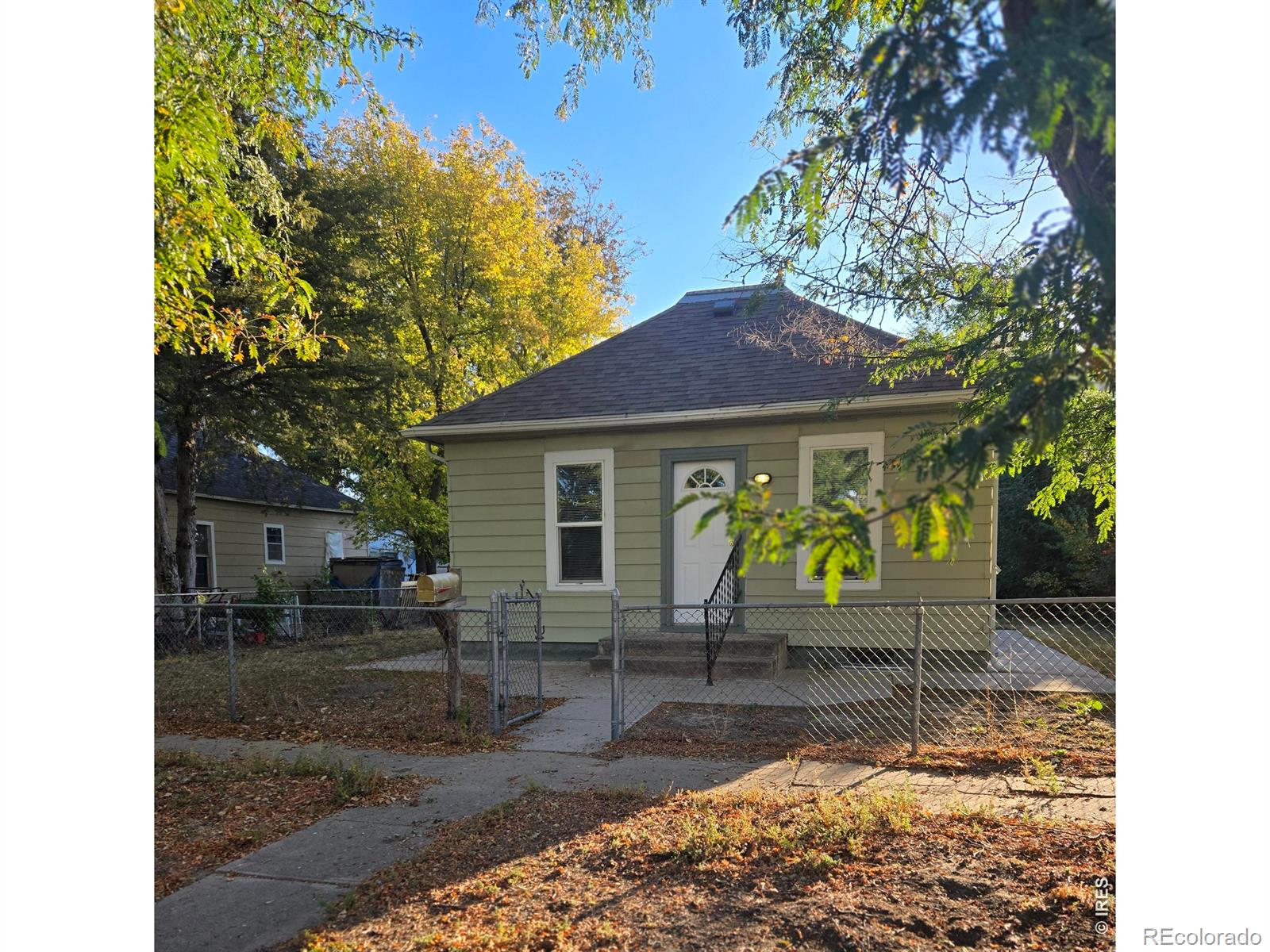 205 S Curtis Street — photo
