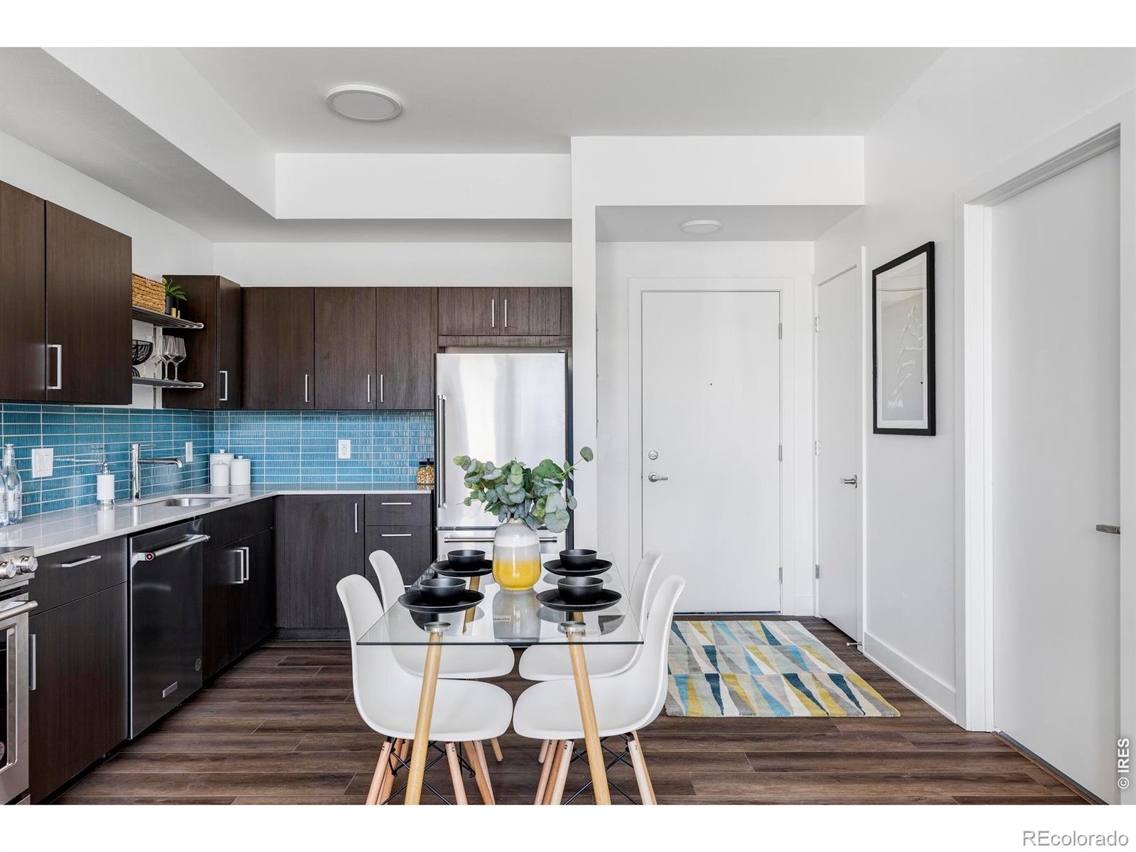 1707 Walnut Street Unit 302 — photo