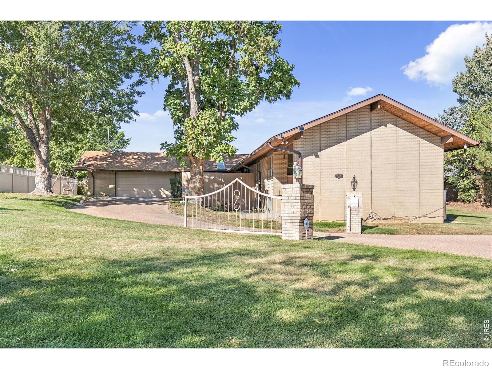 2155 Glenfair Drive — photo